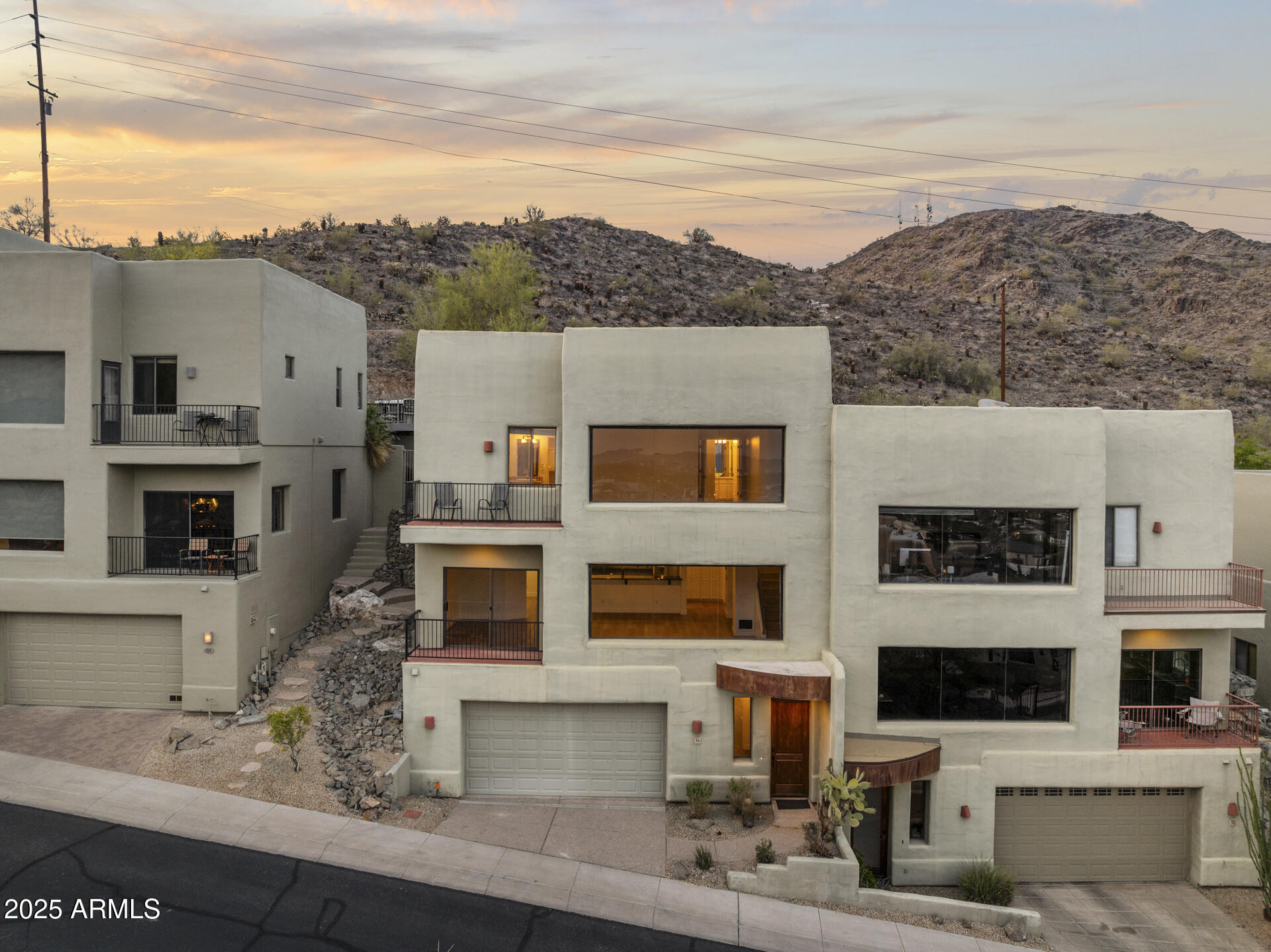 36 W FOOTHILL Drive