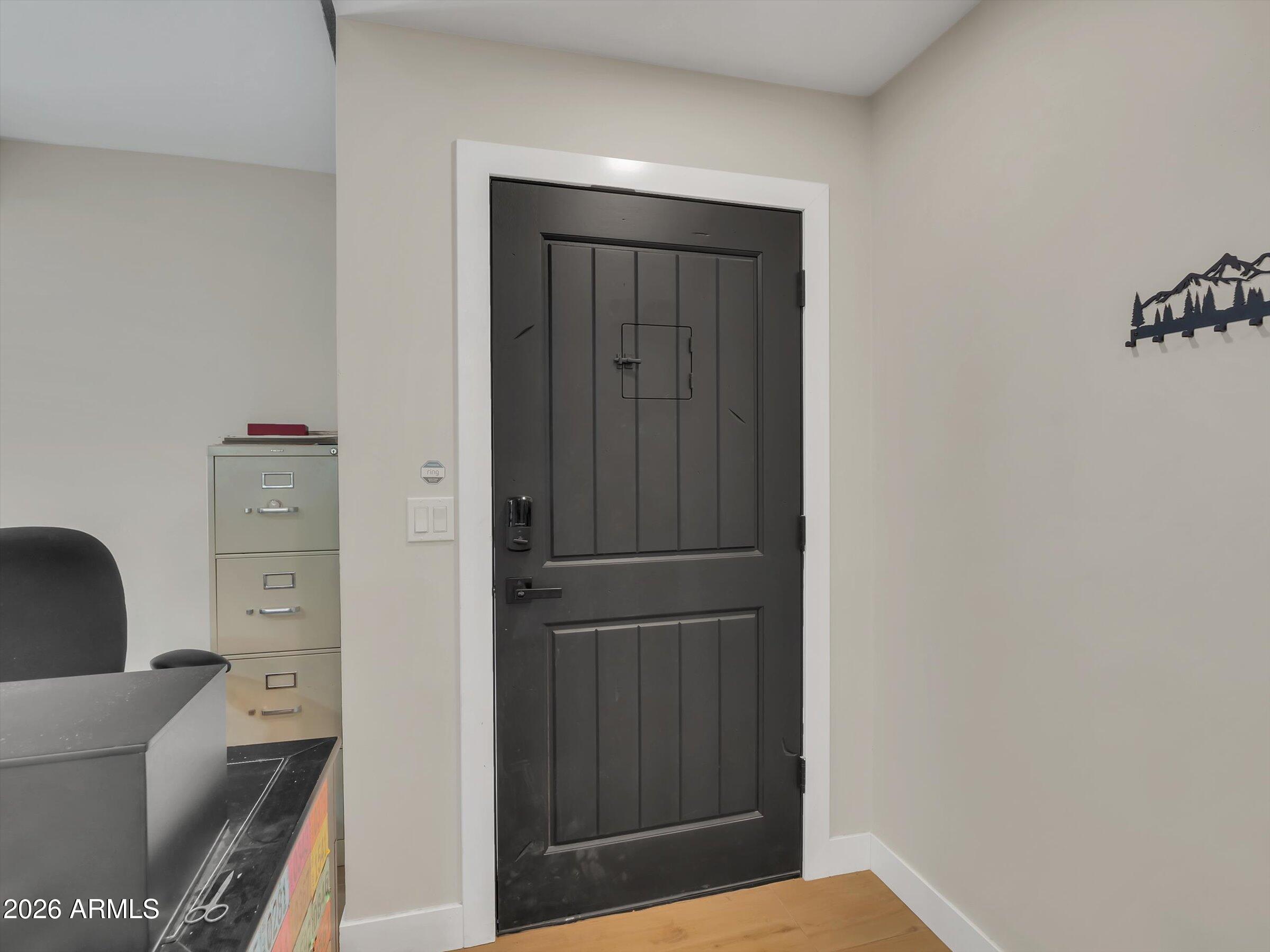 5122 W FALLEN LEAF Lane