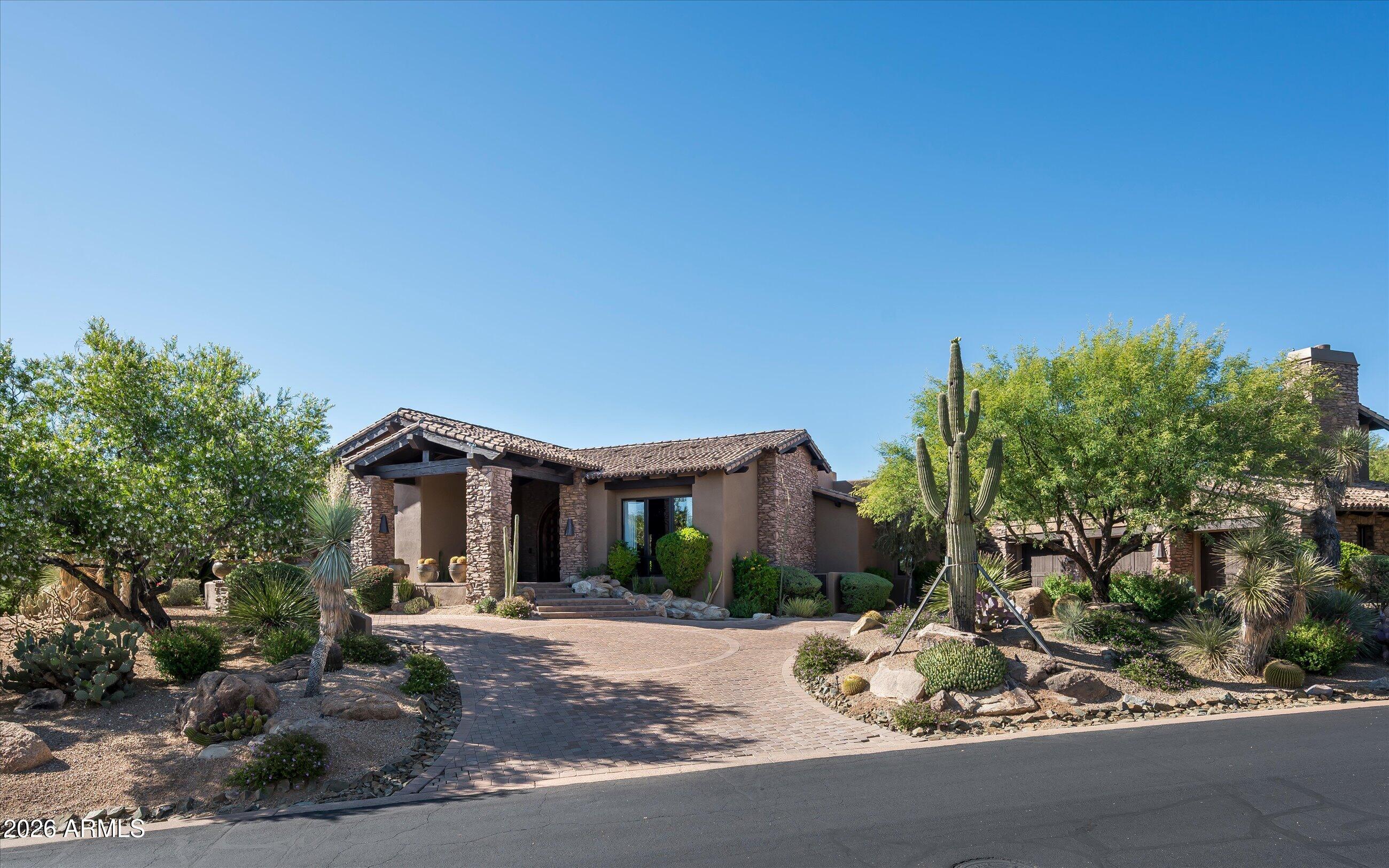11240 E APACHE VISTAS Drive