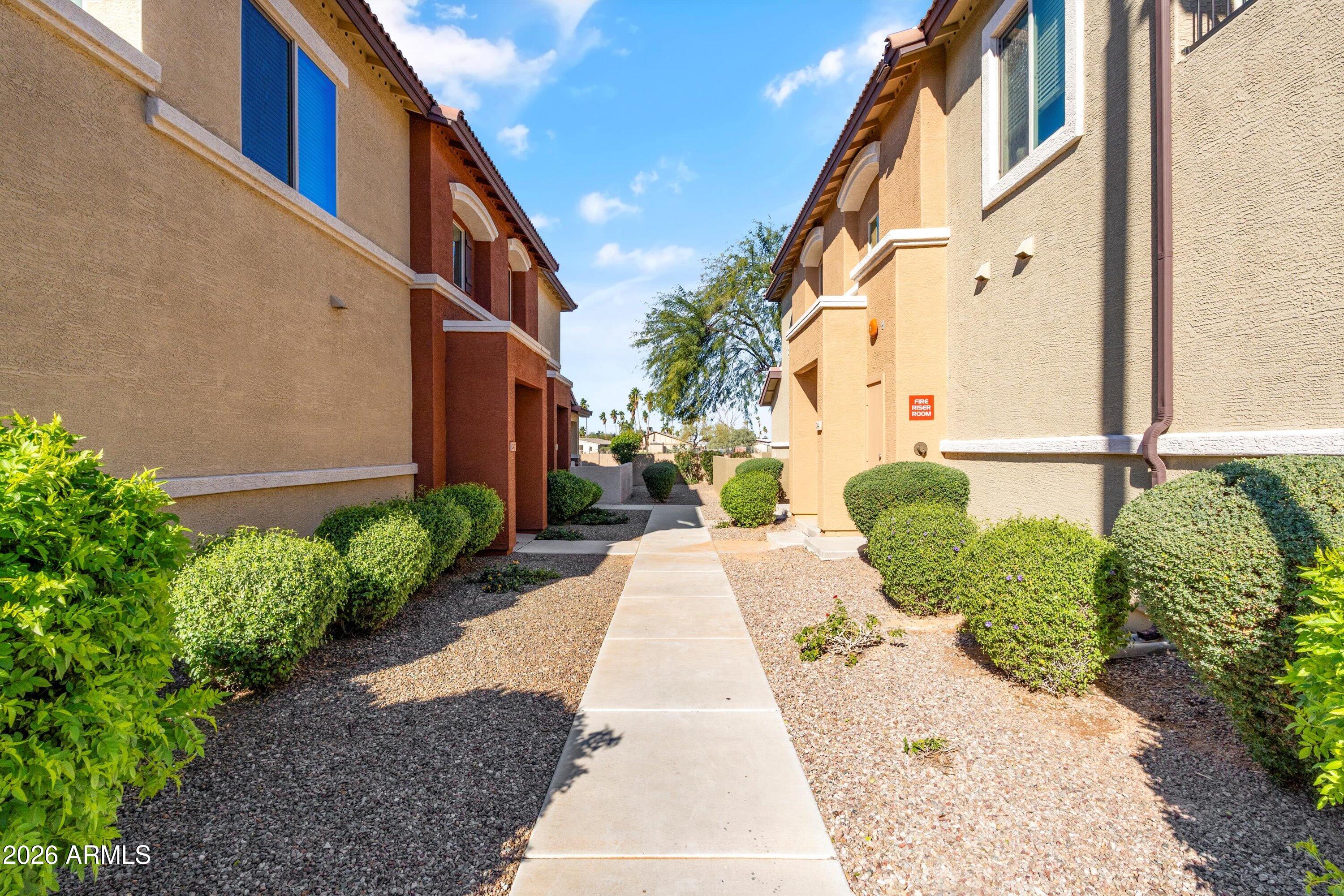 7726 E BASELINE Road 247