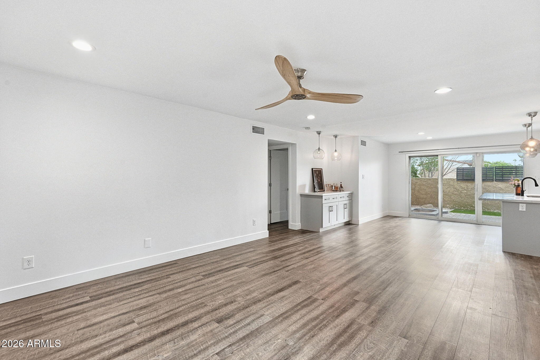 4950 N MILLER Road 104