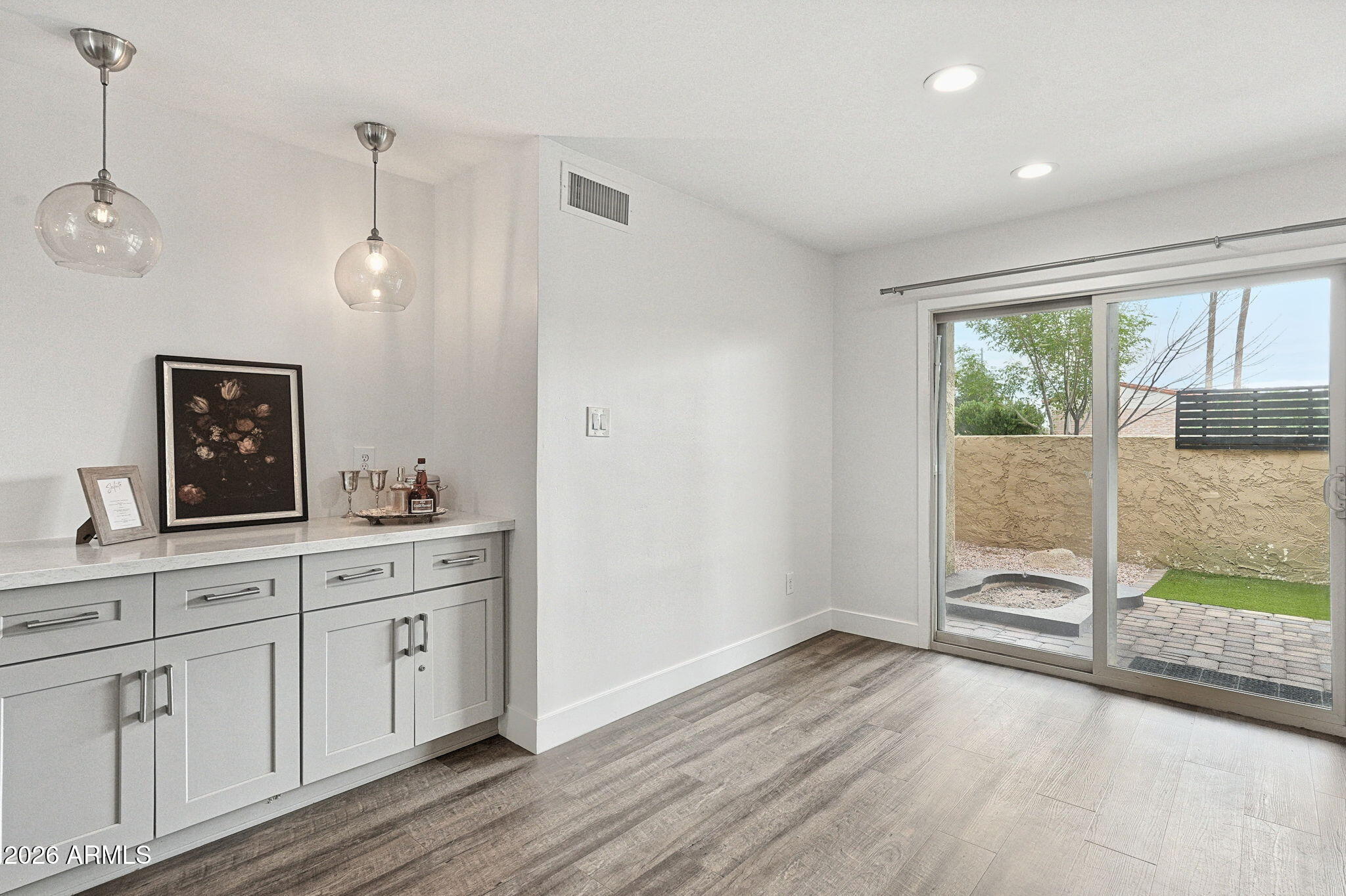 4950 N MILLER Road 104