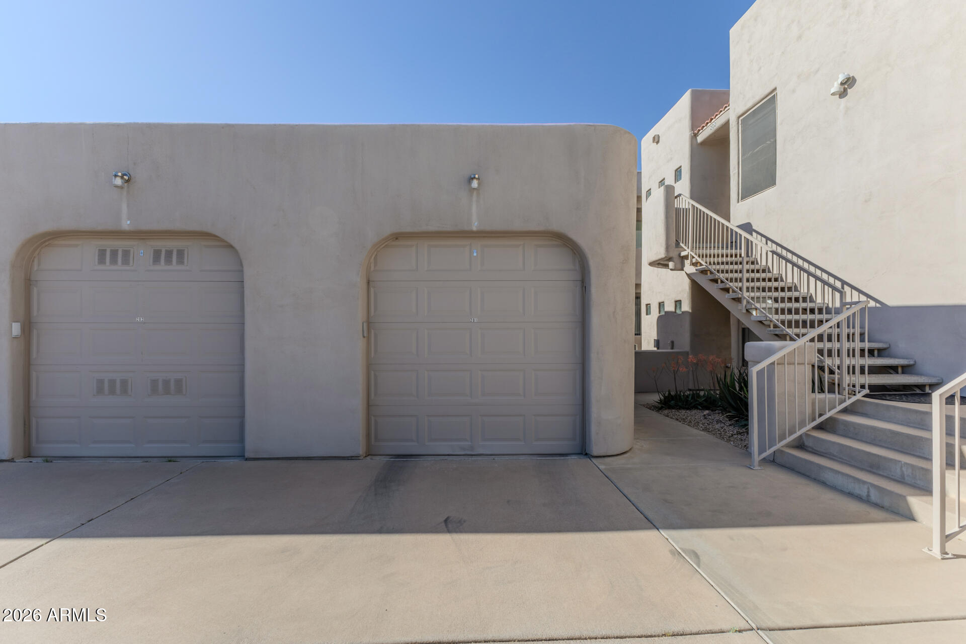 11880 N SAGUARO Boulevard 201