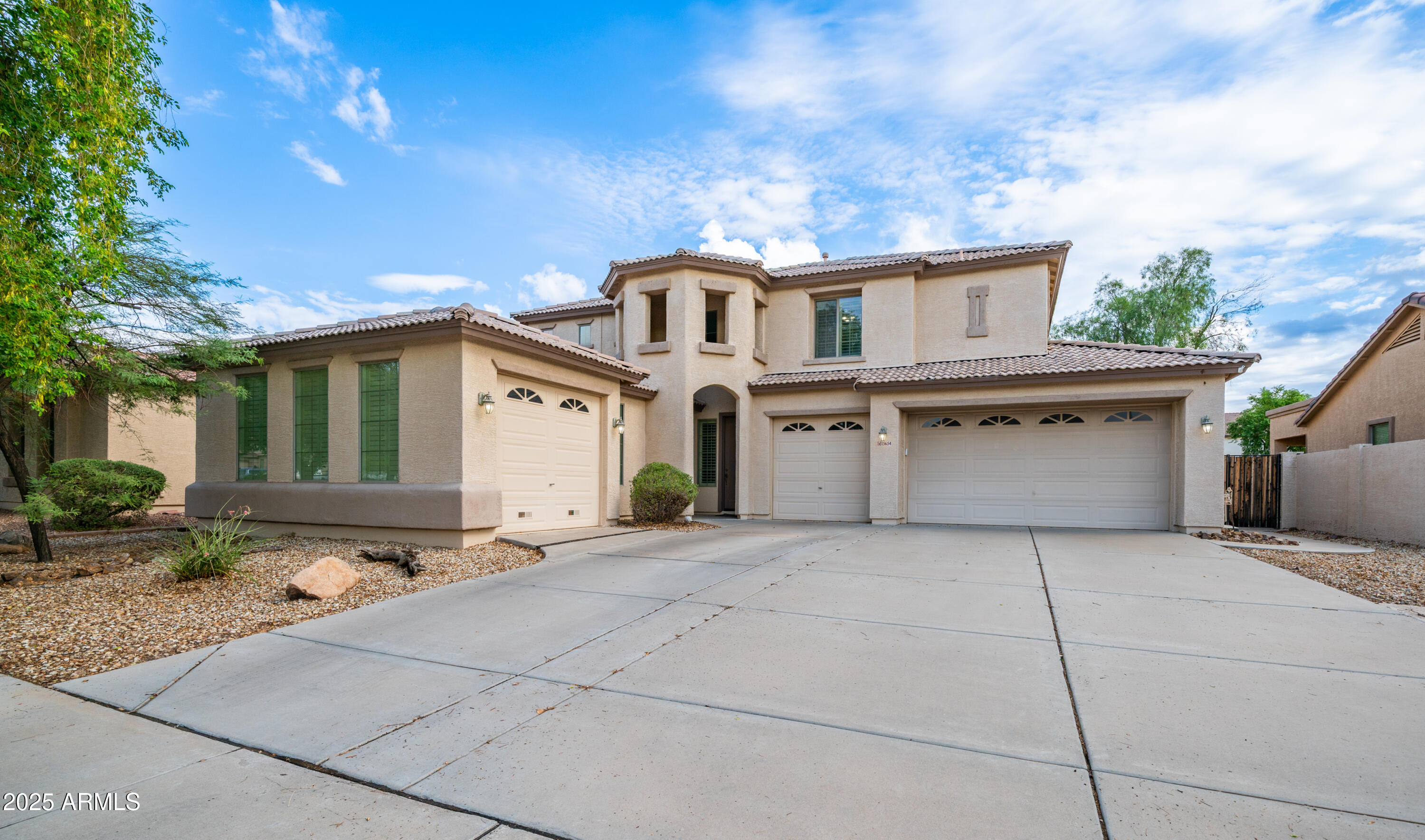 15654 W YUCATAN Drive