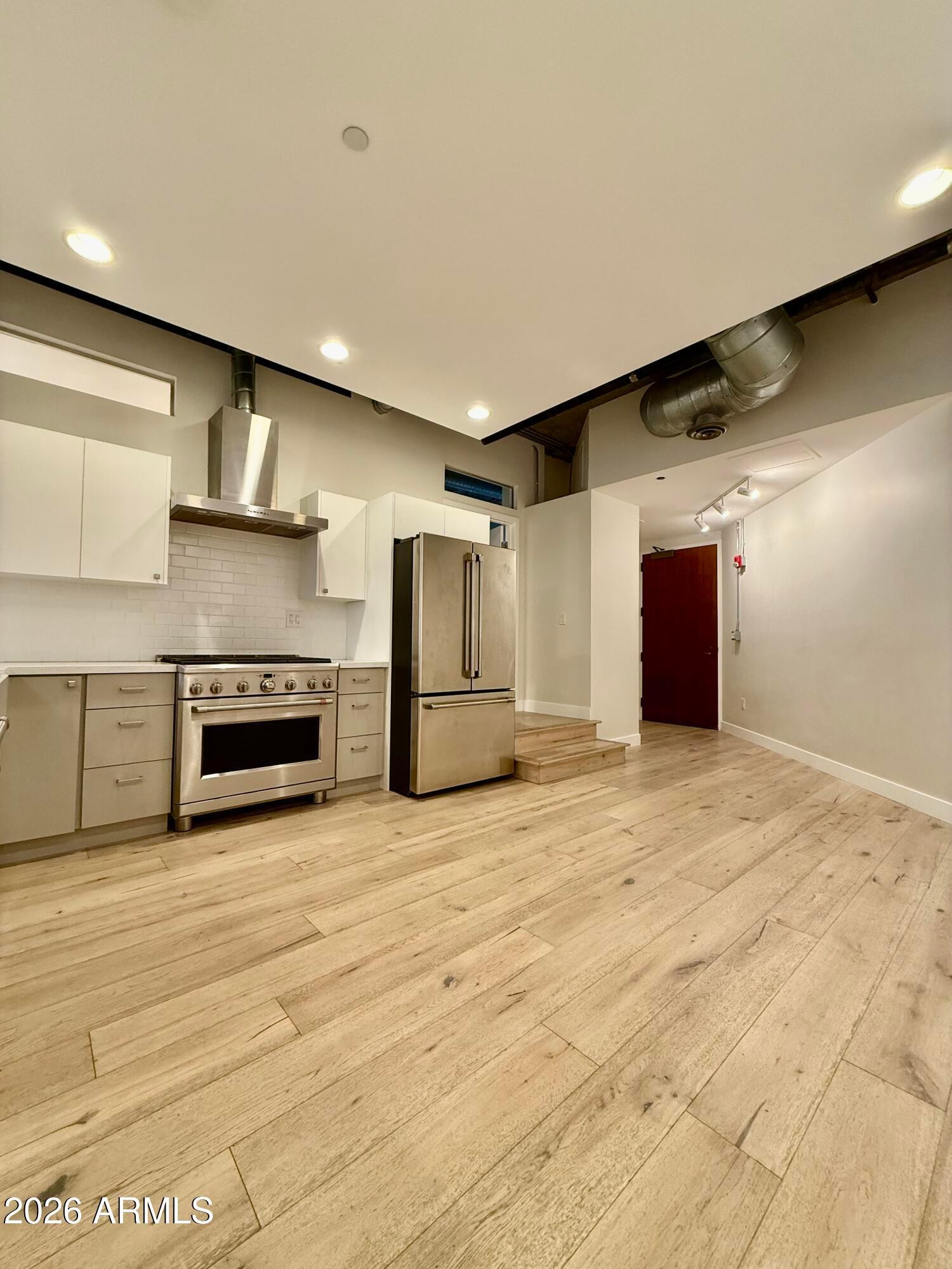 21 E 6th Street Unit 407