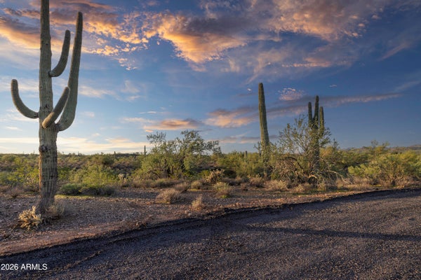 N QUIET HILLS DR, MORRISTOWN, AZ 85342 - Image fb1dec3b330d3a2f419fc681baaf7d0f/603256219