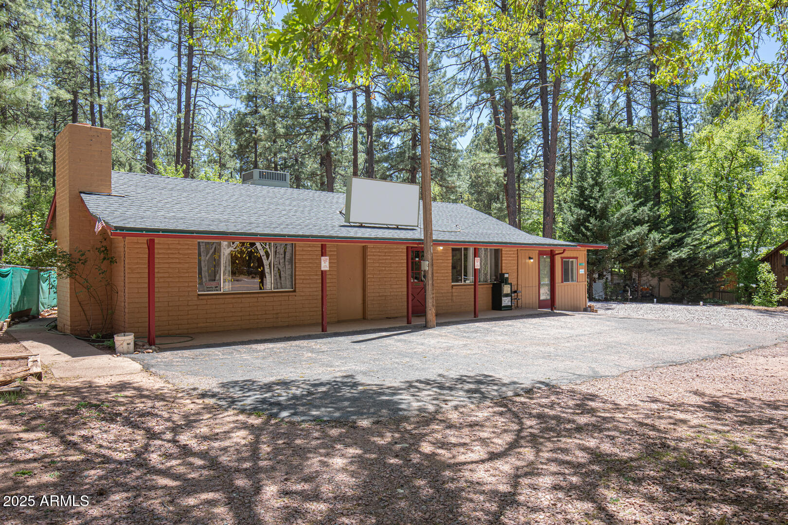 1389 E Christopher Creek Loop