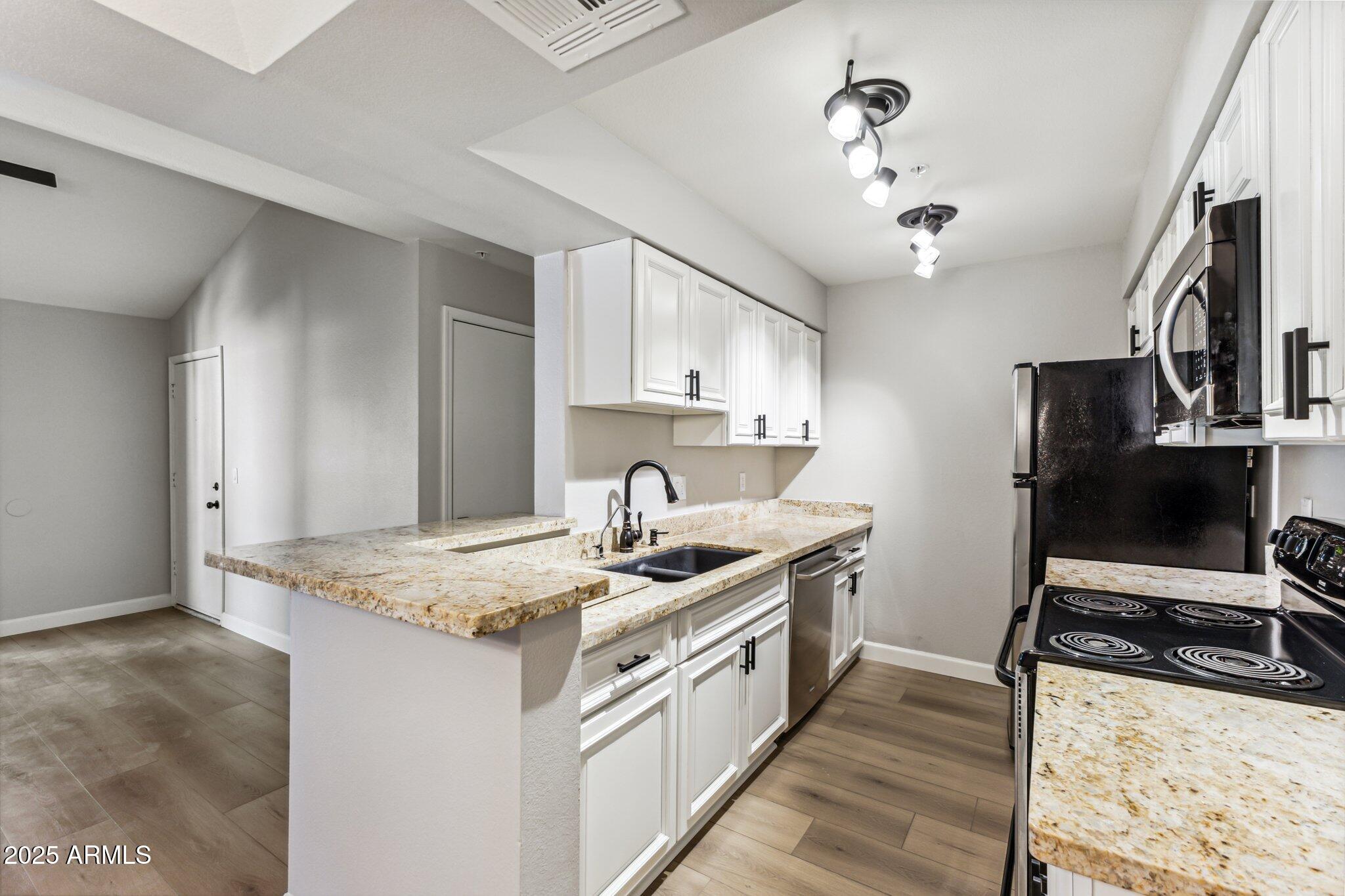 10610 S 48TH Street 2016