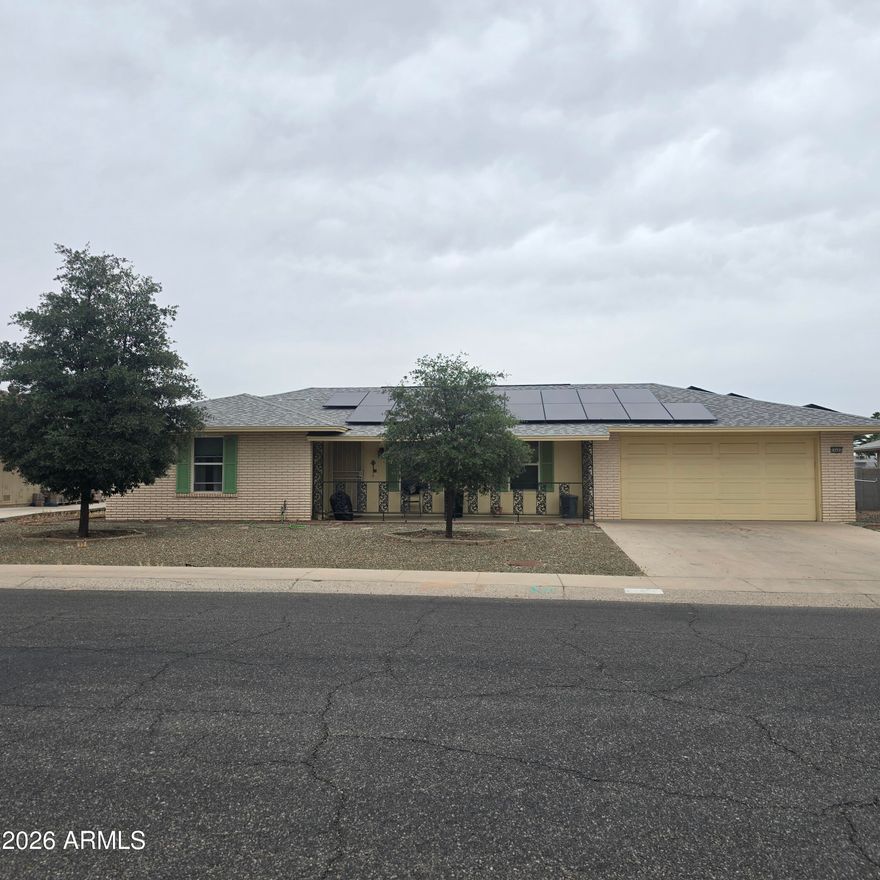Perfect opportunity to make this Sun City house your home.  Ready for your own touches.  Popular floorplan H71. This 2 bedroom 2 bath home offers ample storage and living space with 2 good size bedrooms.  Large backyard and a 2 car garage.  Centrally located off Bell Rd and close to shopping and dining. 

Be part of active adult community of Sun City with golf courses, pickleball, pools, and just about every activity you can think of.
