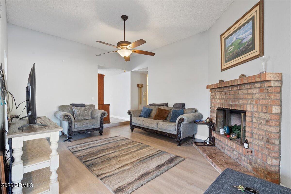 1920 E SAINT CATHERINE Avenue