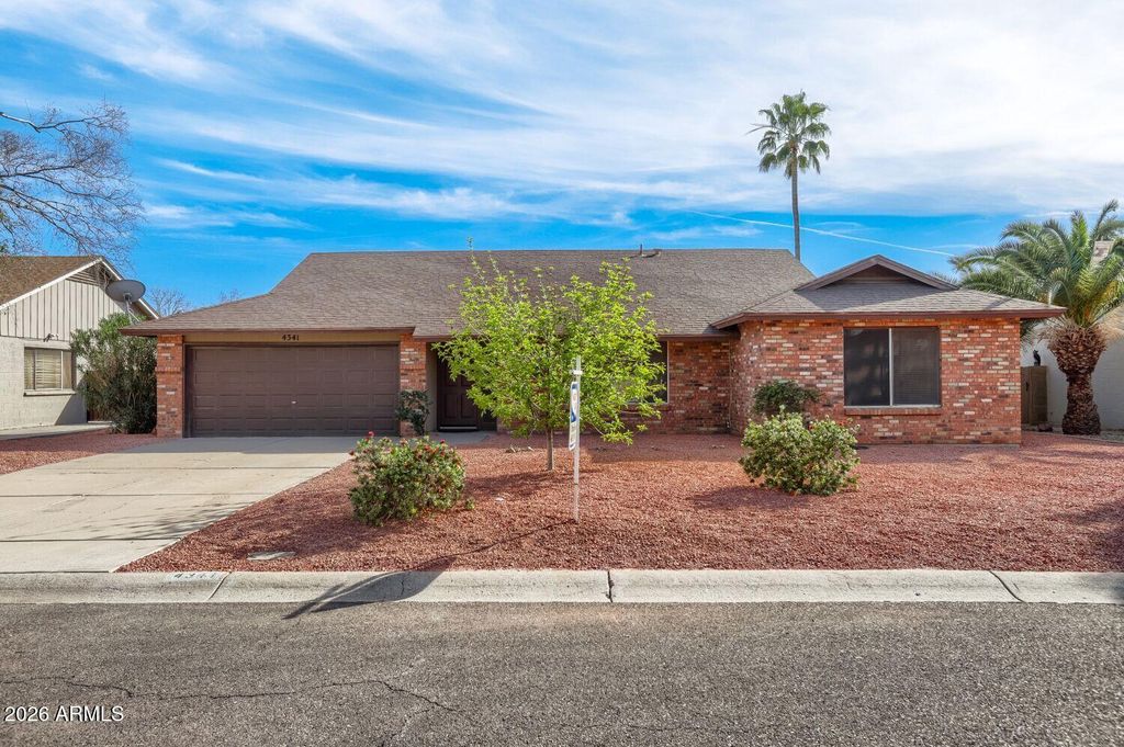 Photo of 4341 W Bluefield Avenue, Glendale, AZ 85308 (MLS # 6991377)