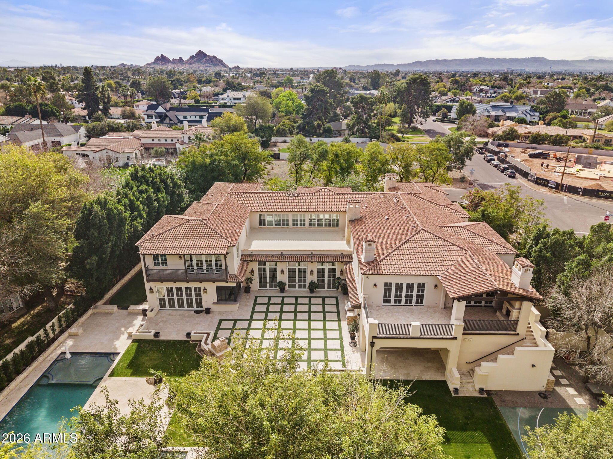 CAMELVIEW - Residential