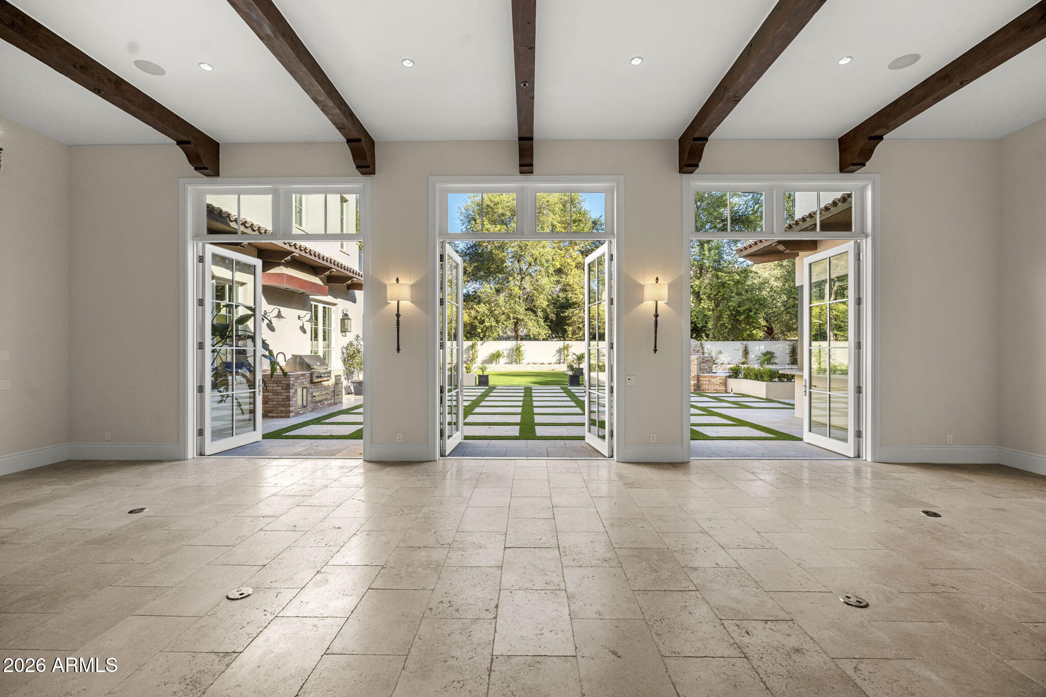 CAMELVIEW - Residential