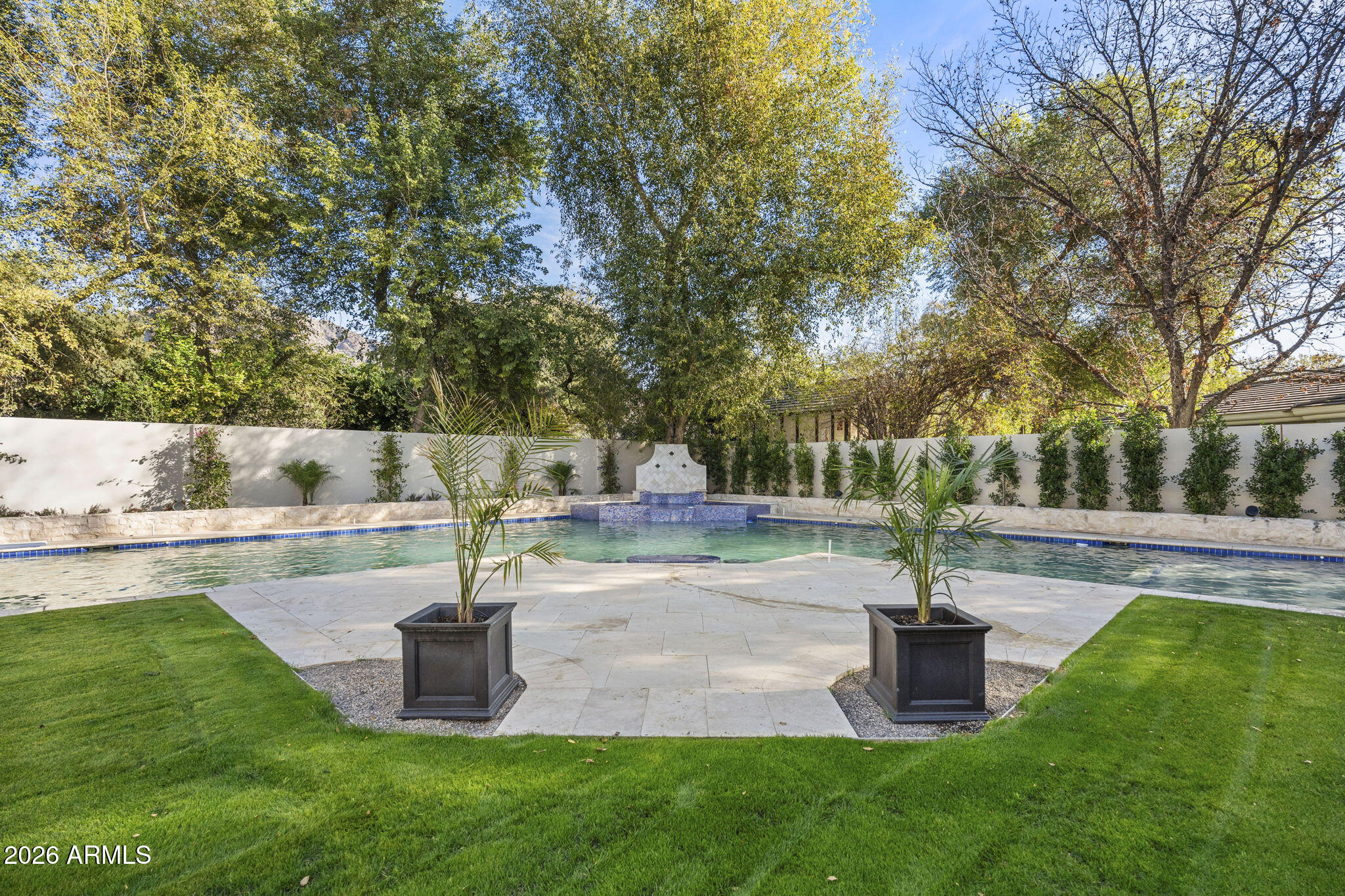 CAMELVIEW - Residential
