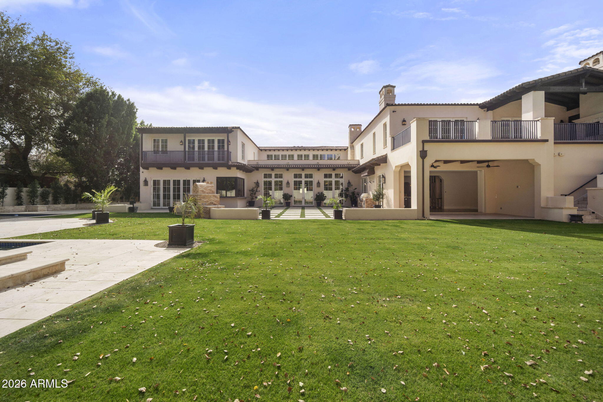 CAMELVIEW - Residential