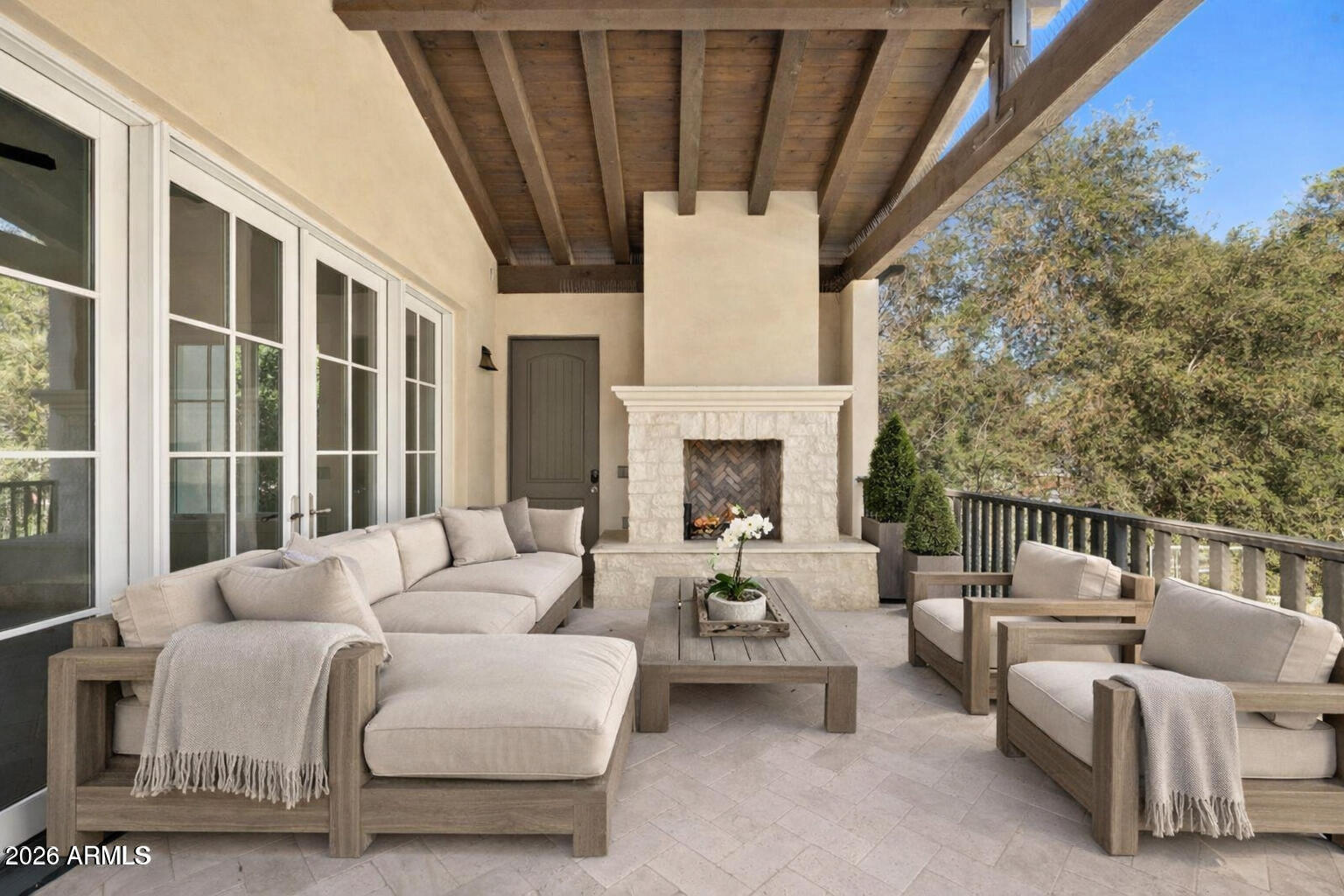 CAMELVIEW - Residential