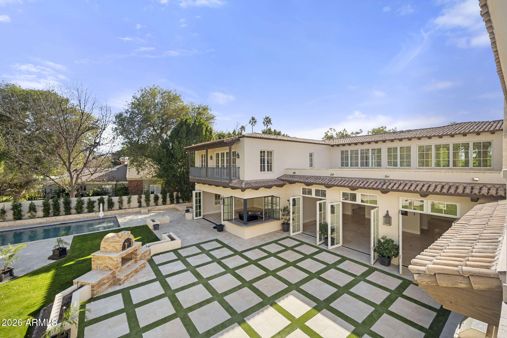 CAMELVIEW - Residential