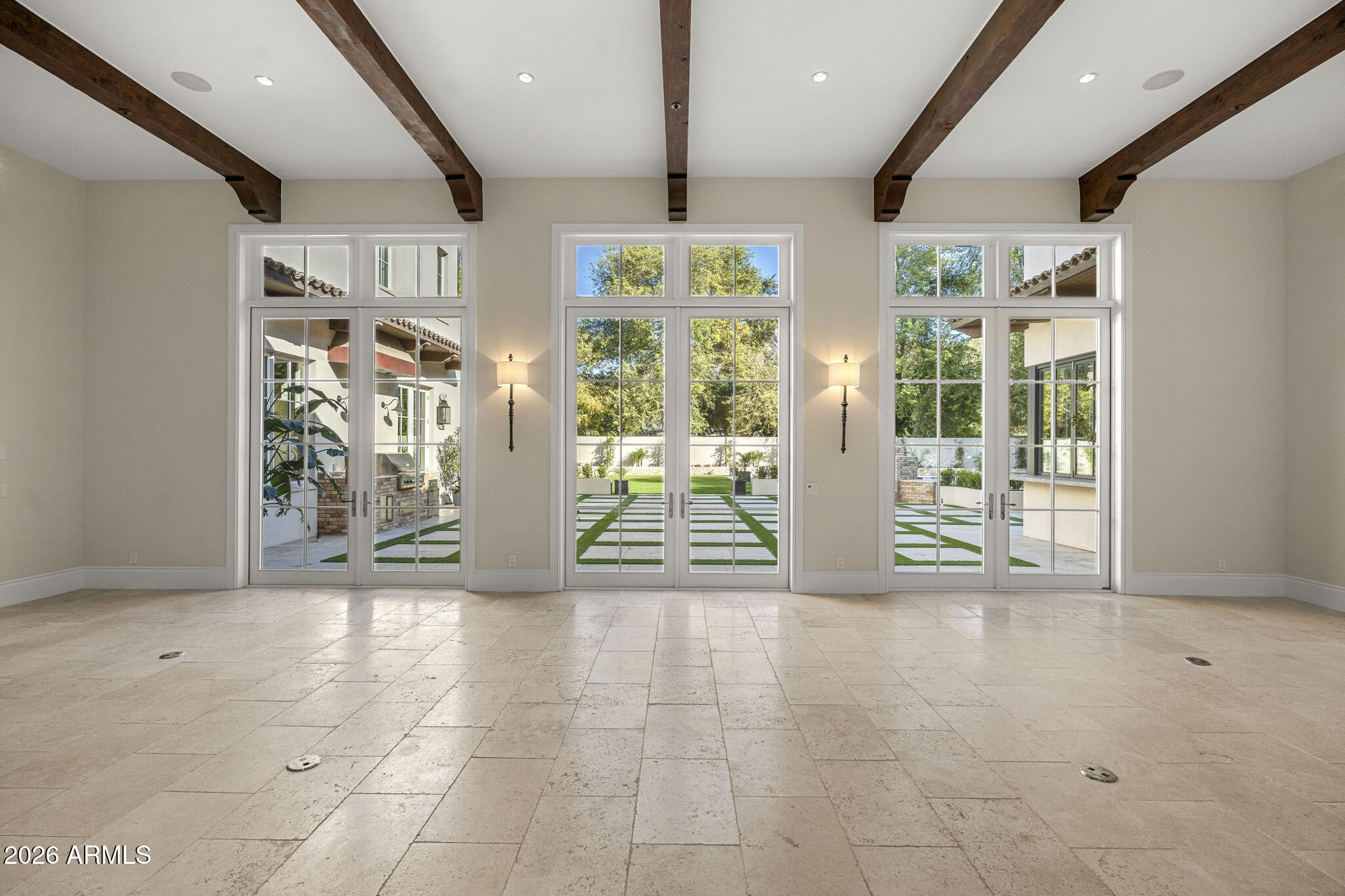CAMELVIEW - Residential