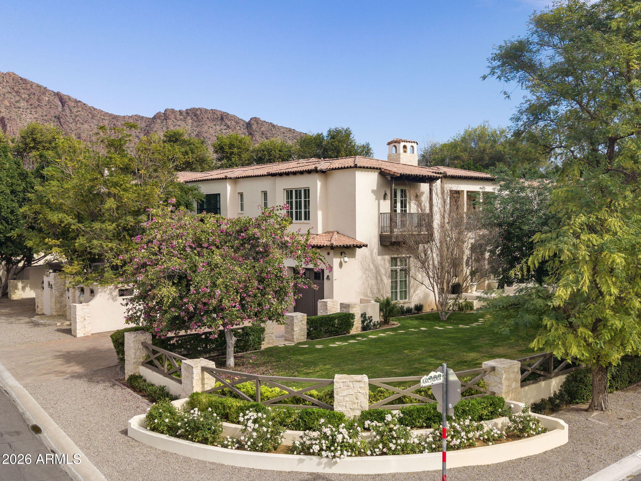 CAMELVIEW - Residential