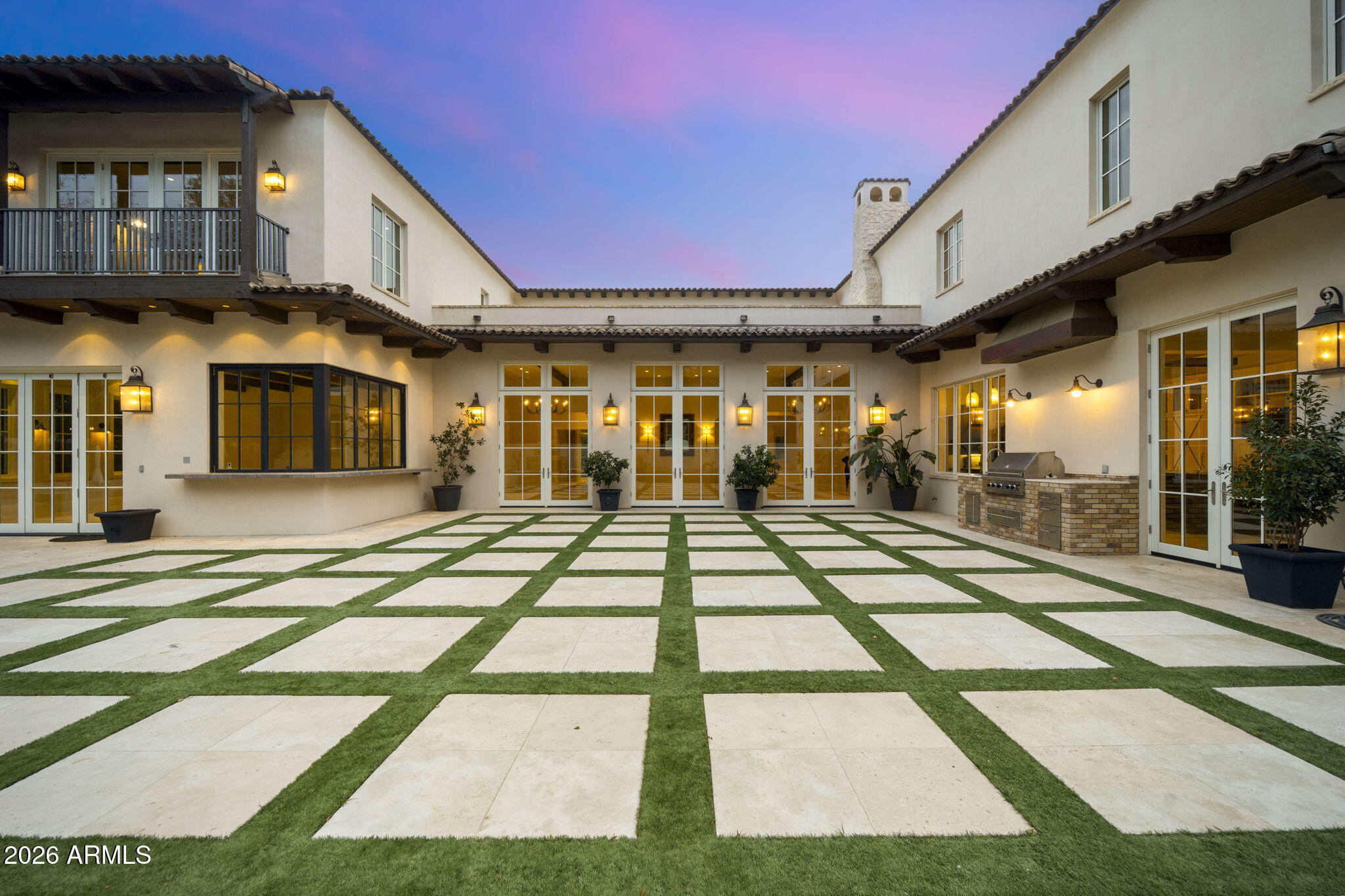 CAMELVIEW - Residential