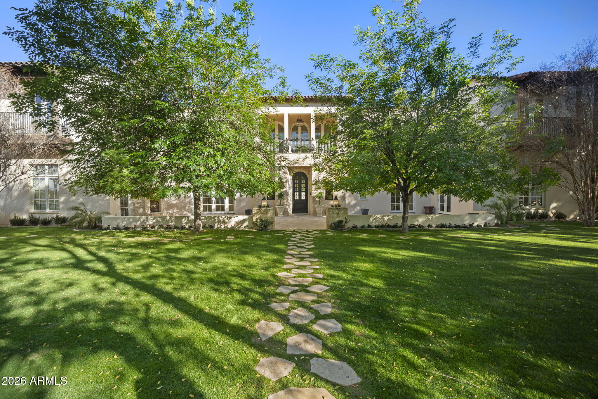 5402 E EXETER Boulevard