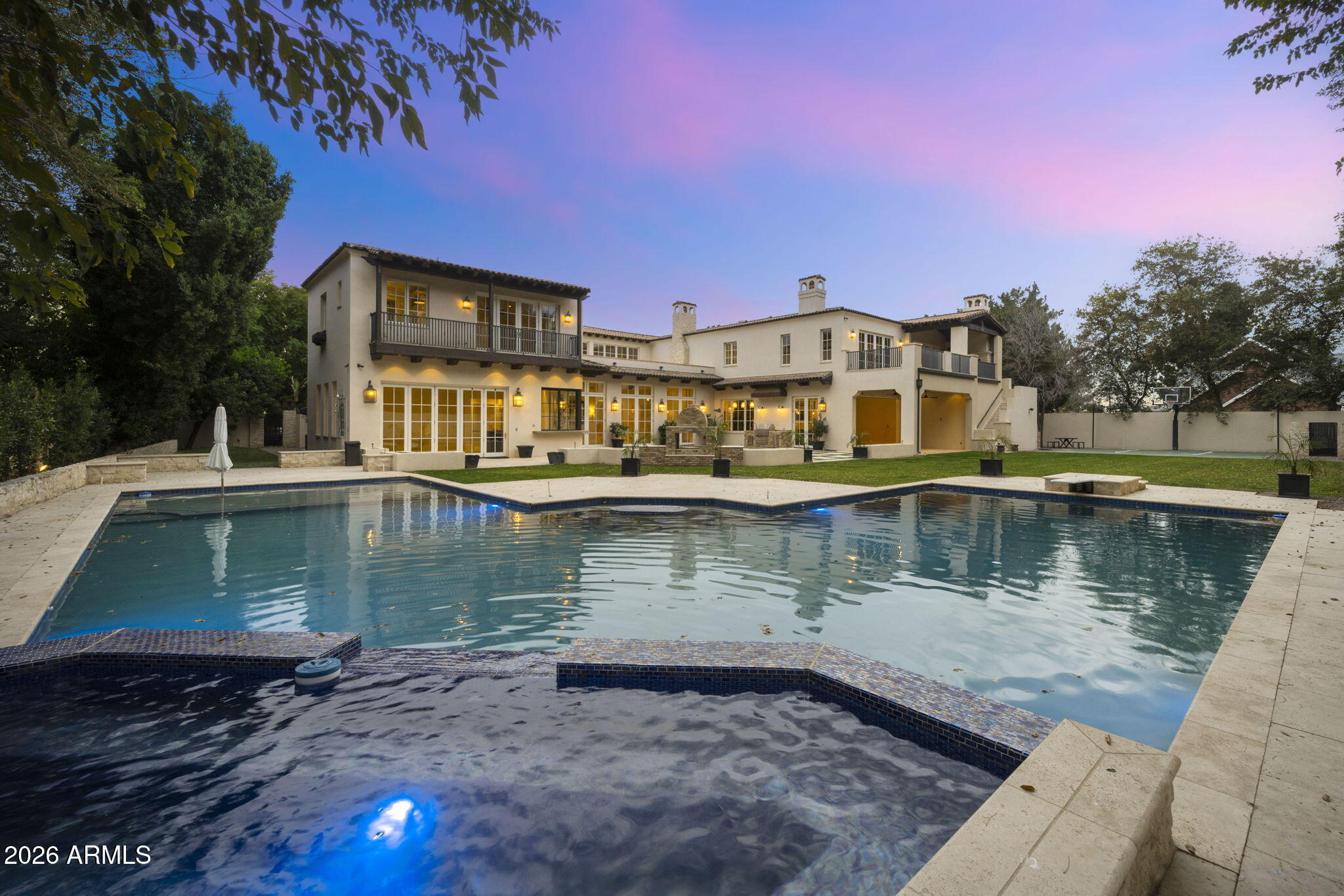 CAMELVIEW - Residential