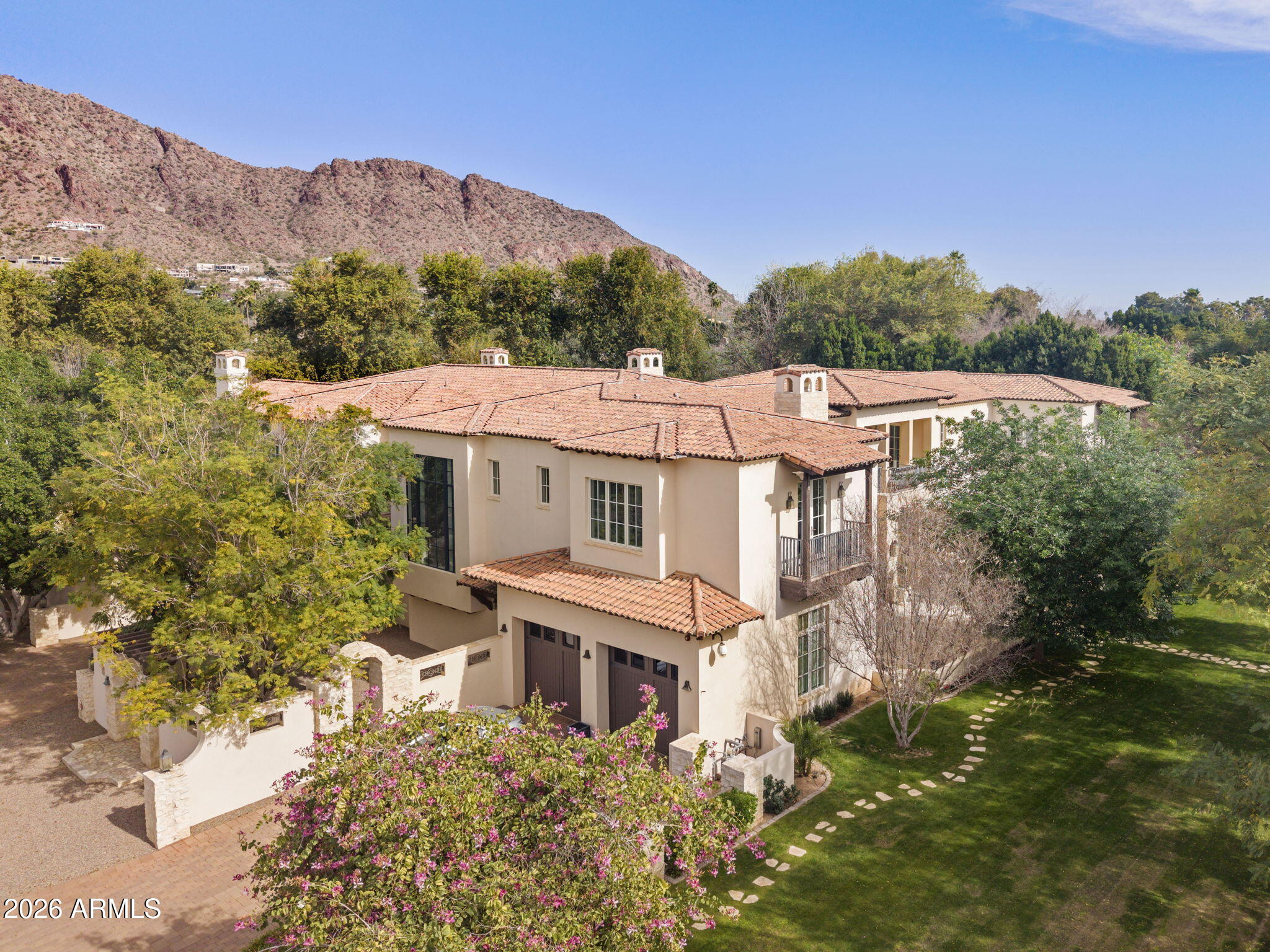 CAMELVIEW - Residential