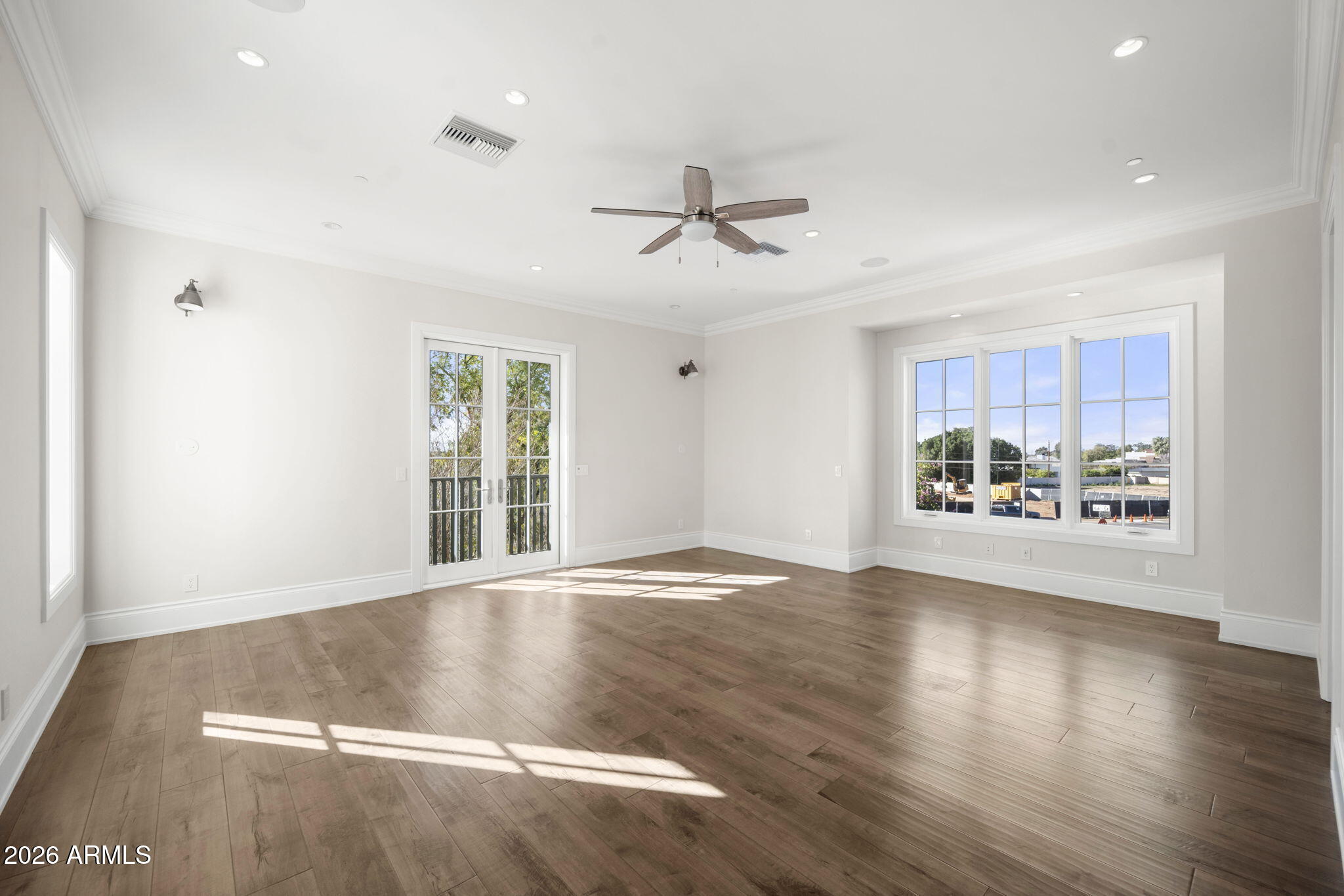 CAMELVIEW - Residential