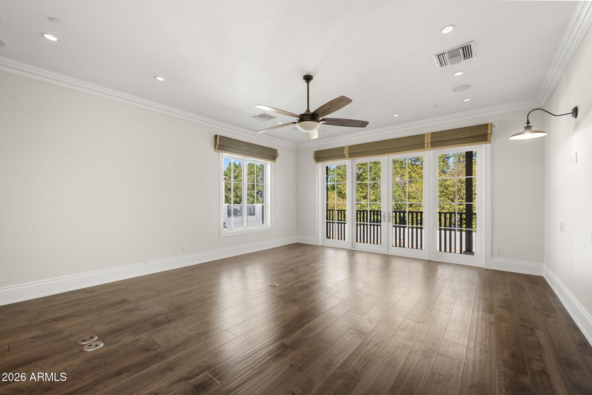 CAMELVIEW - Residential