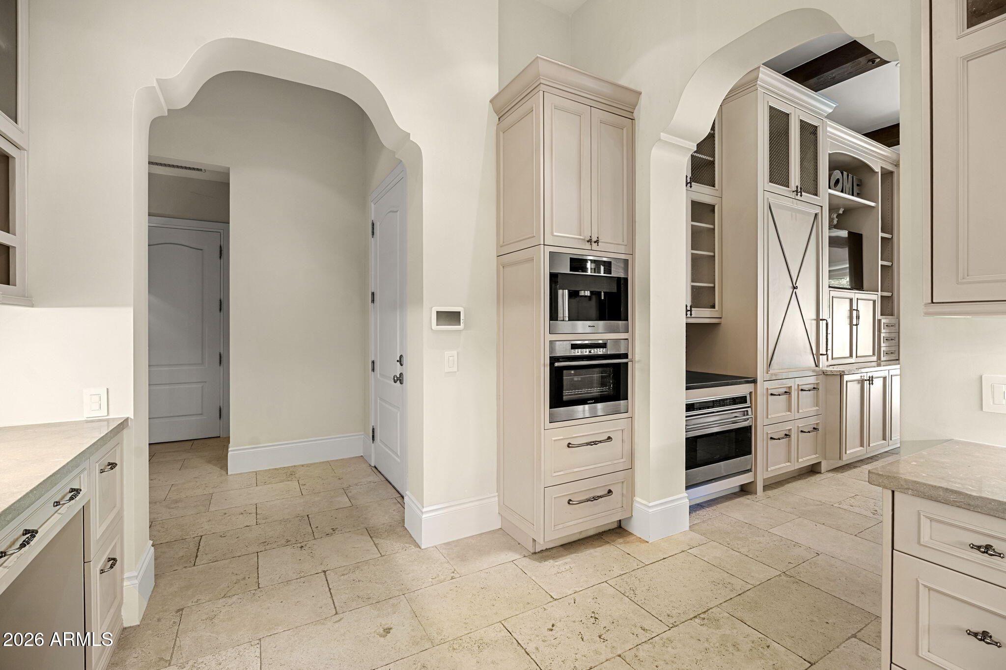 CAMELVIEW - Residential