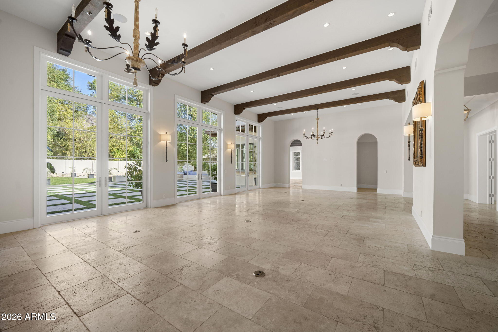 CAMELVIEW - Residential
