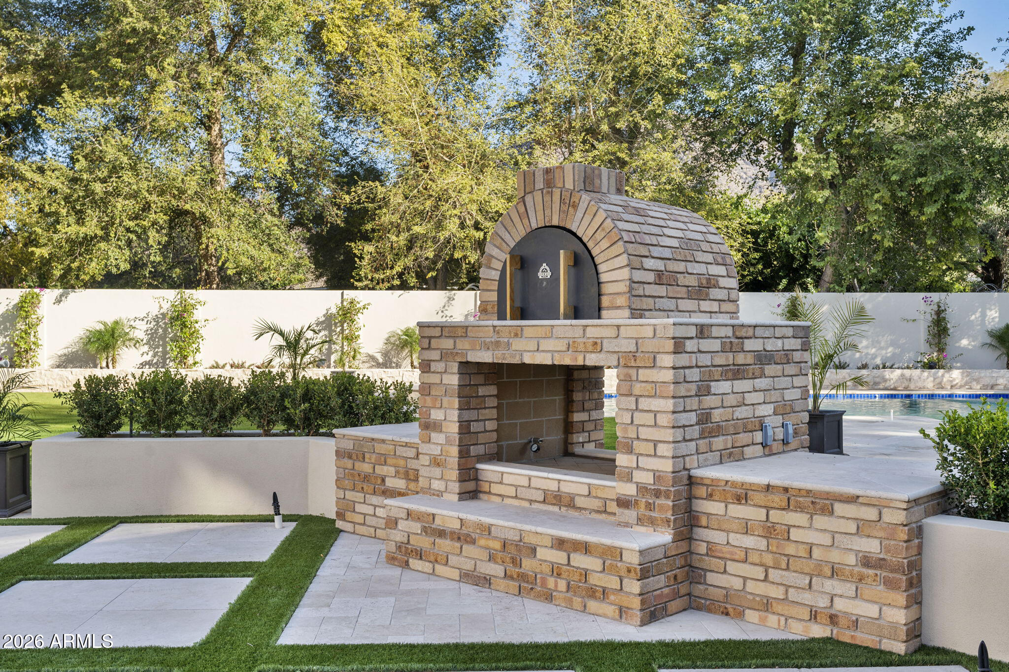 CAMELVIEW - Residential