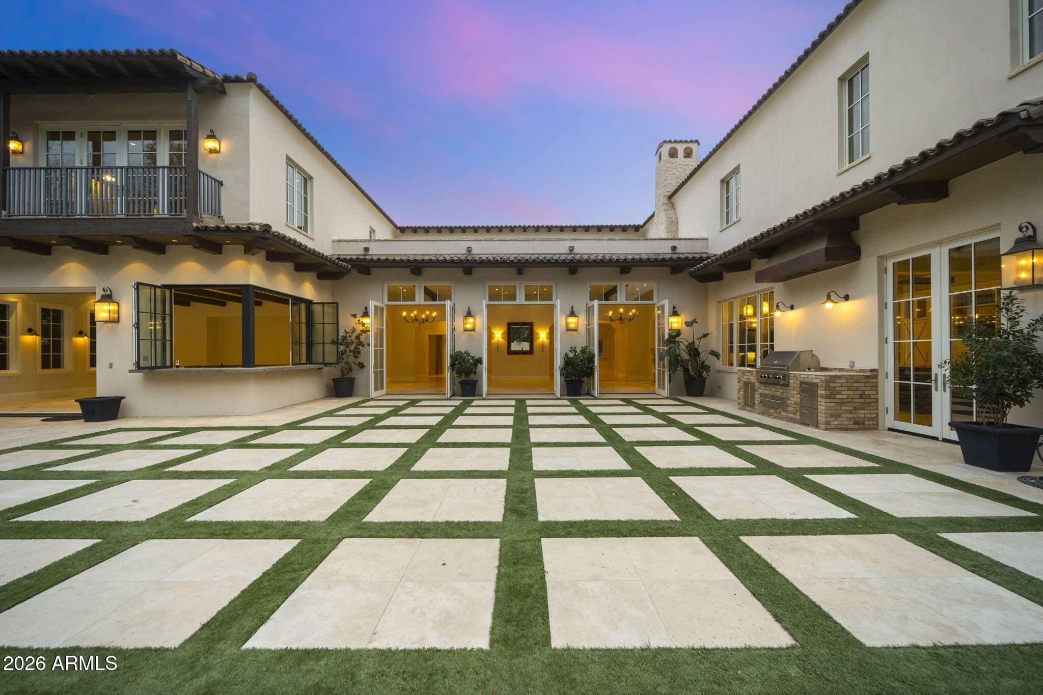 CAMELVIEW - Residential