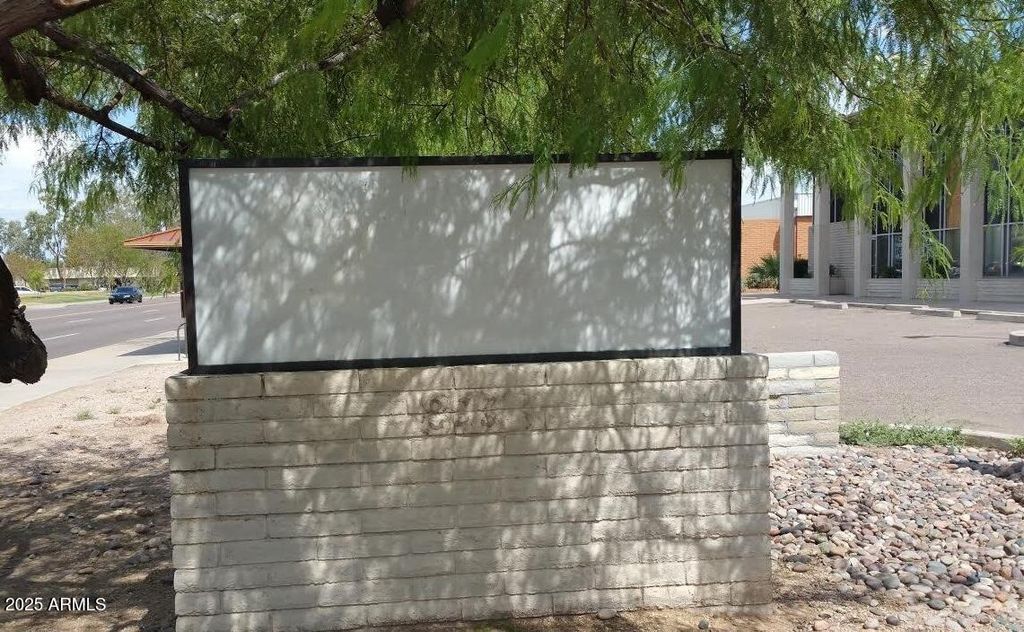 Photo of 833 W Broadway Road, Tempe, AZ 85282 (MLS # 6869349)