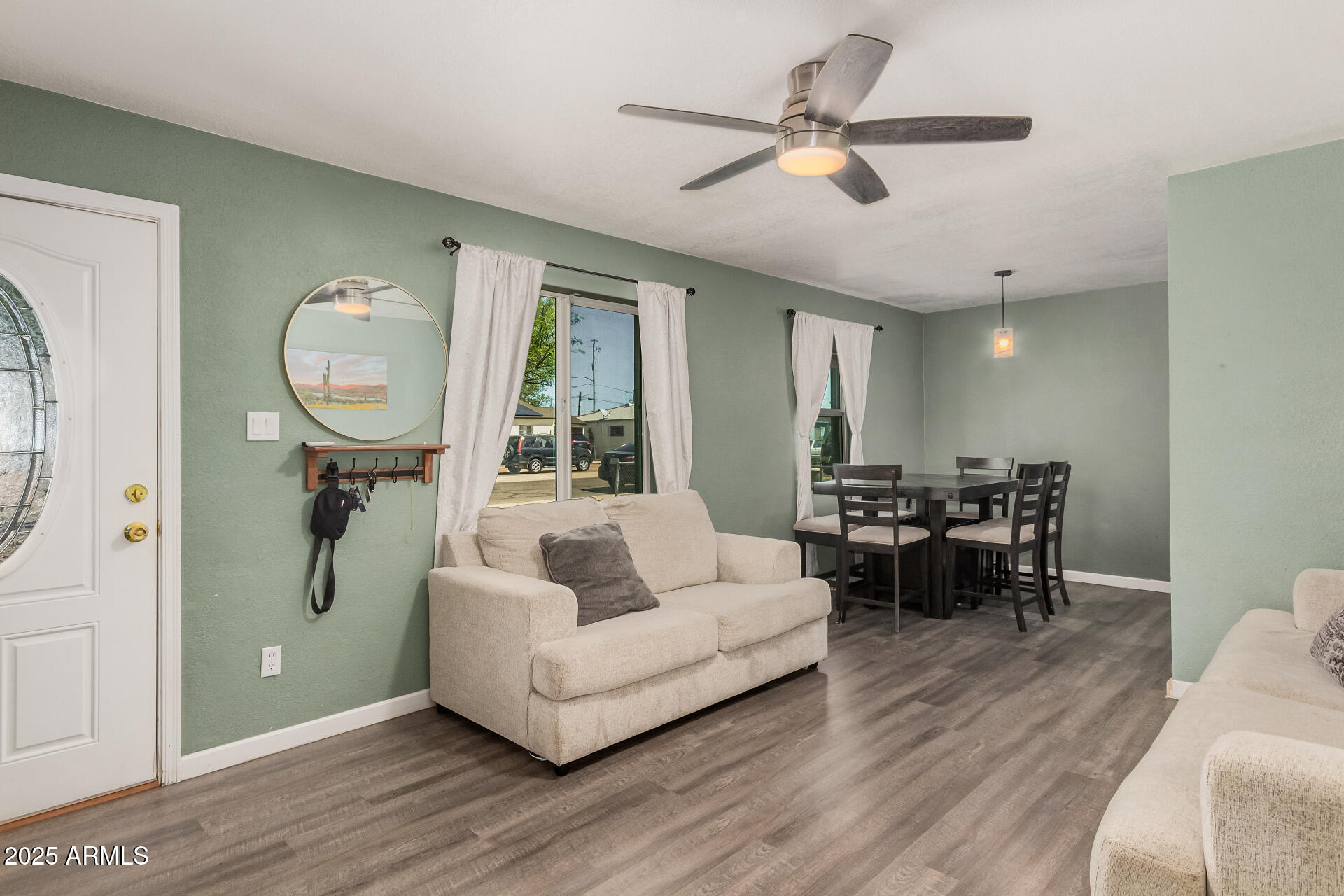 1837 W SONORA Street