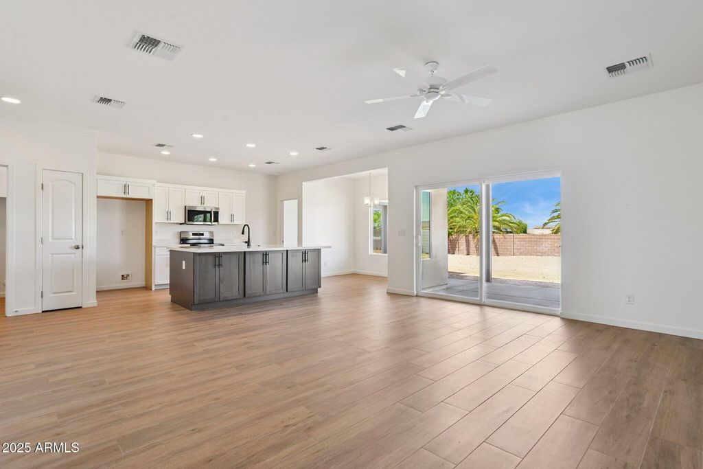 Photo of 20145 W Hazelwood Street, Litchfield Park, AZ 85340 (MLS # 6926557)