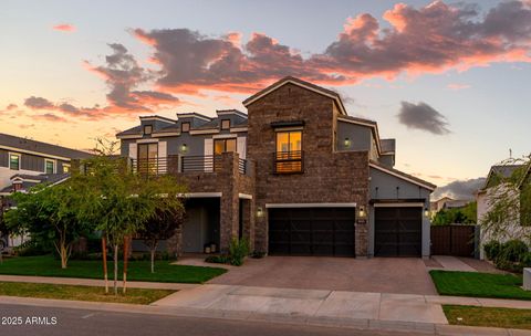 3925 E SAGEBRUSH Street Gilbert AZ 85296