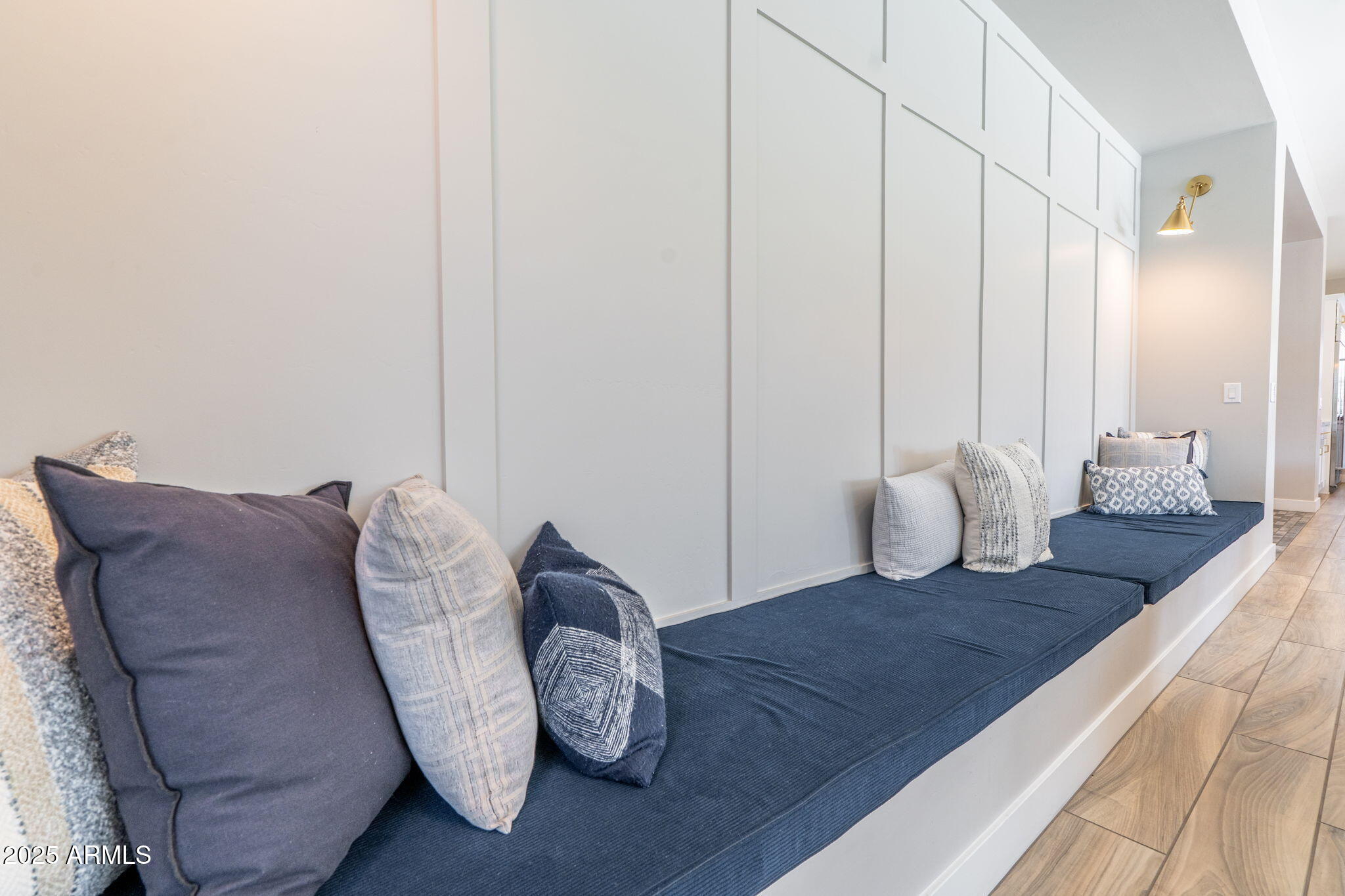 3925 E SAGEBRUSH Street