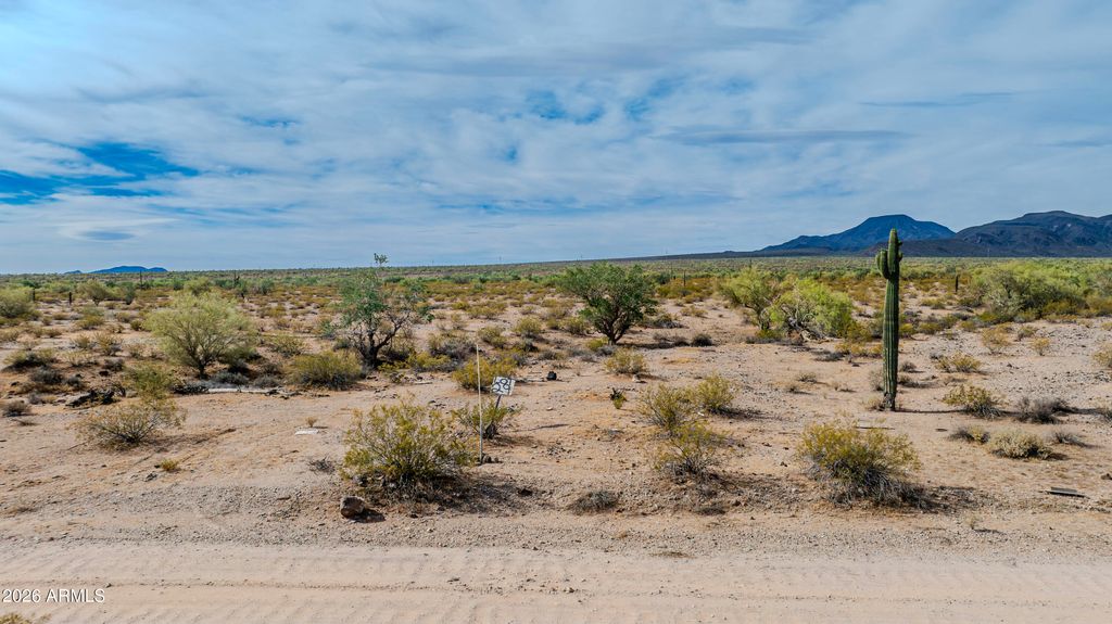 Photo of 0 W White Wing Rd #29 Road, Maricopa, AZ 85139 (MLS # 7013810)