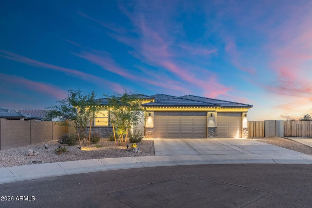 Photo of 17765 W Superior Avenue, Goodyear, AZ 85338 (MLS # 7021386)