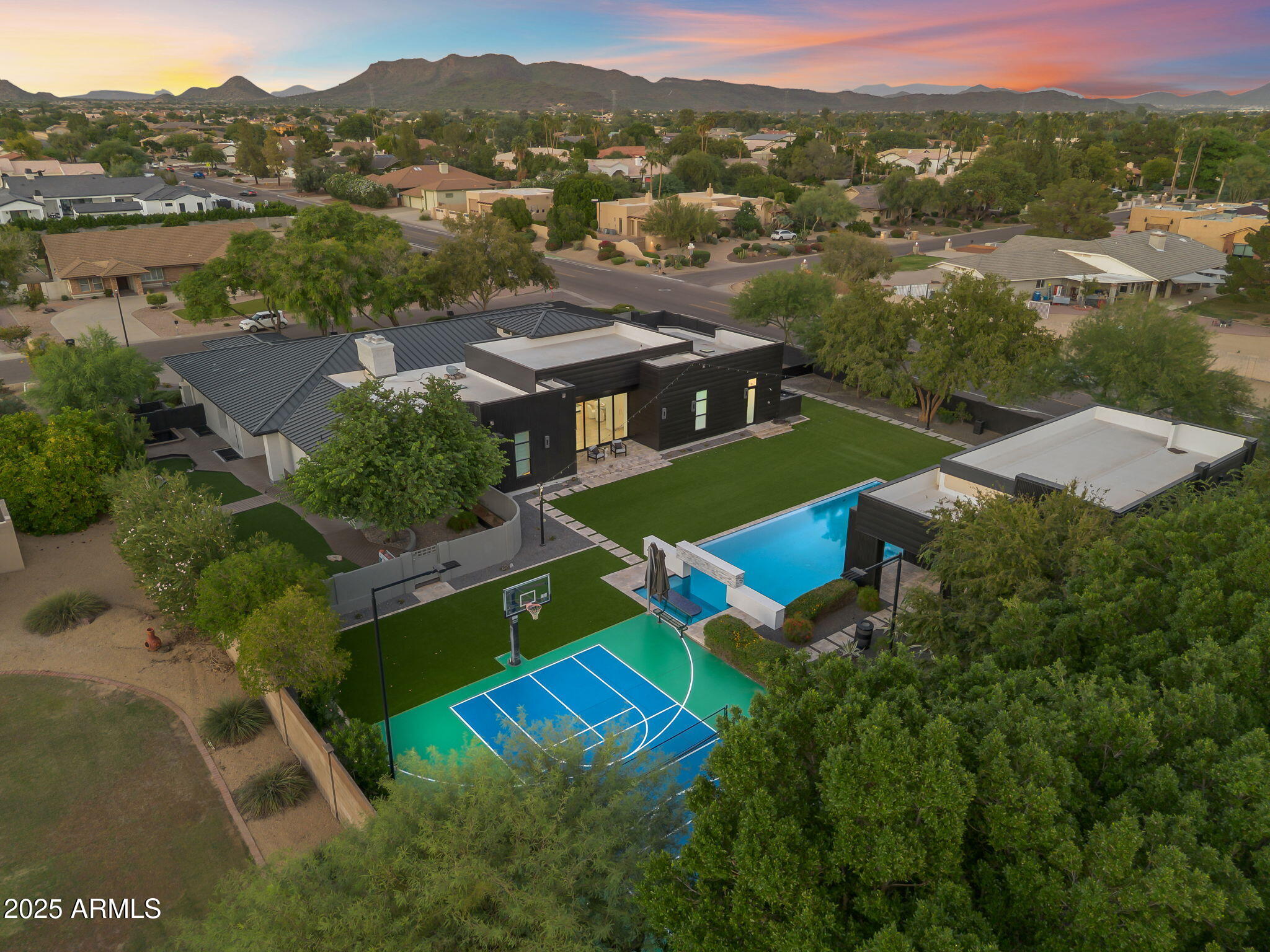 SADDLEBACK FOOTHILLS - Residential