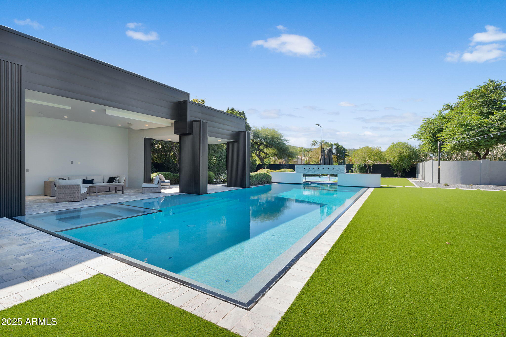 SADDLEBACK FOOTHILLS - Residential