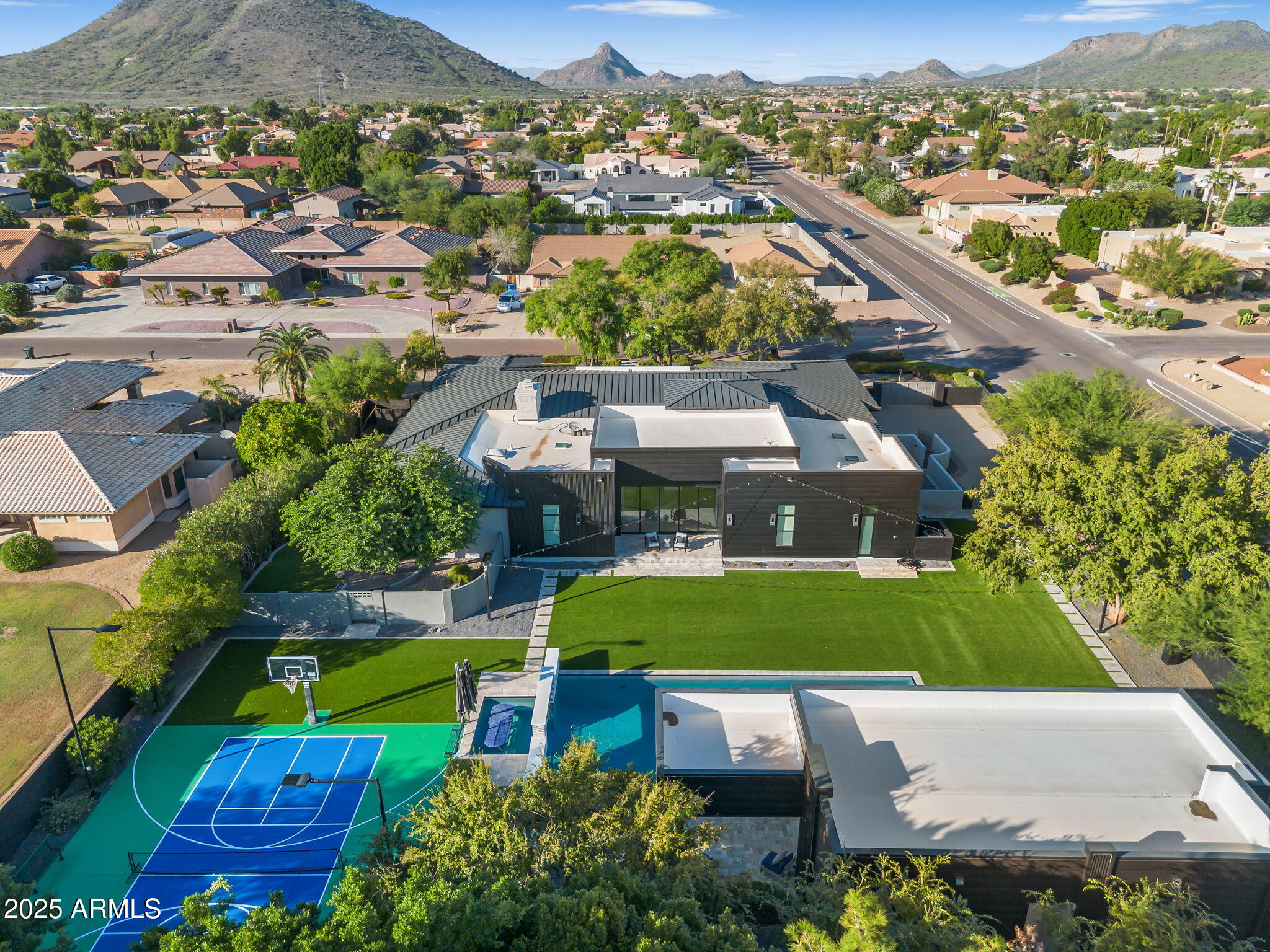 SADDLEBACK FOOTHILLS - Residential