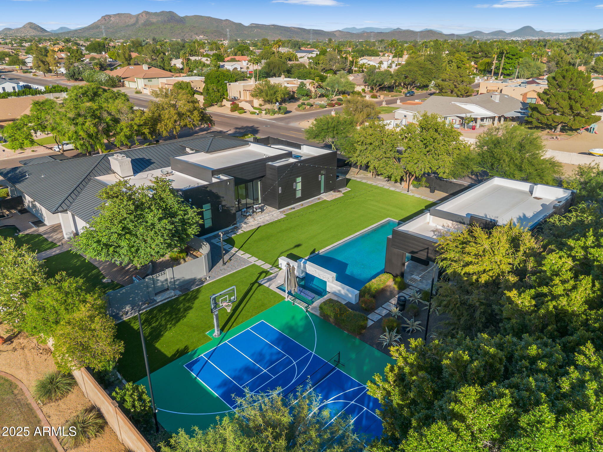 SADDLEBACK FOOTHILLS - Residential
