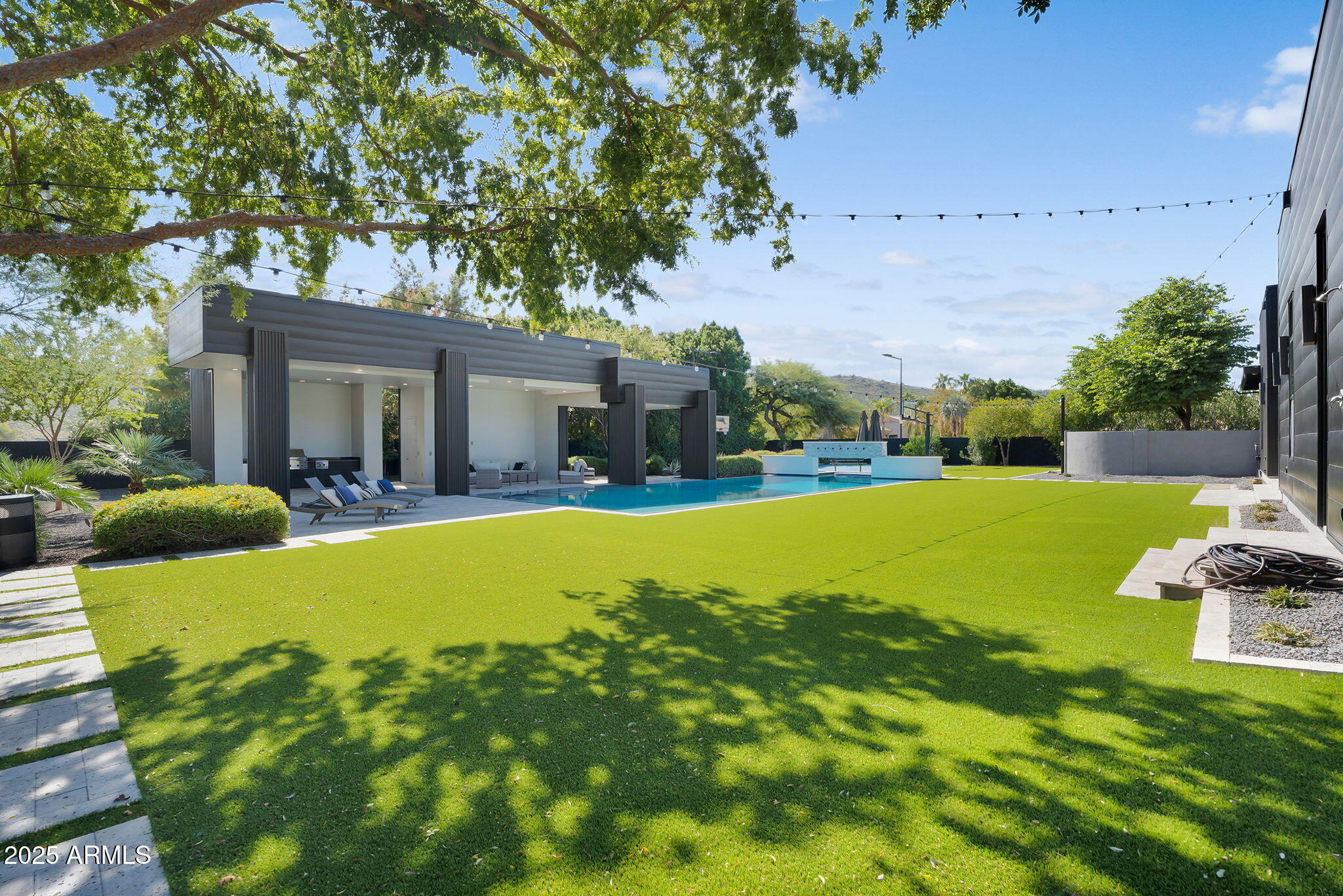 SADDLEBACK FOOTHILLS - Residential
