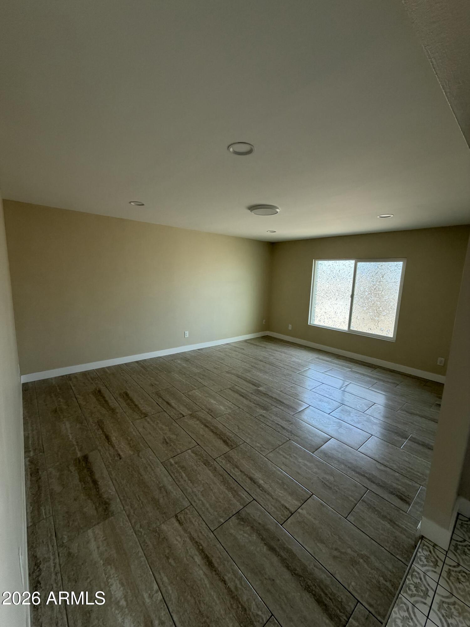 10020 N 52ND Drive