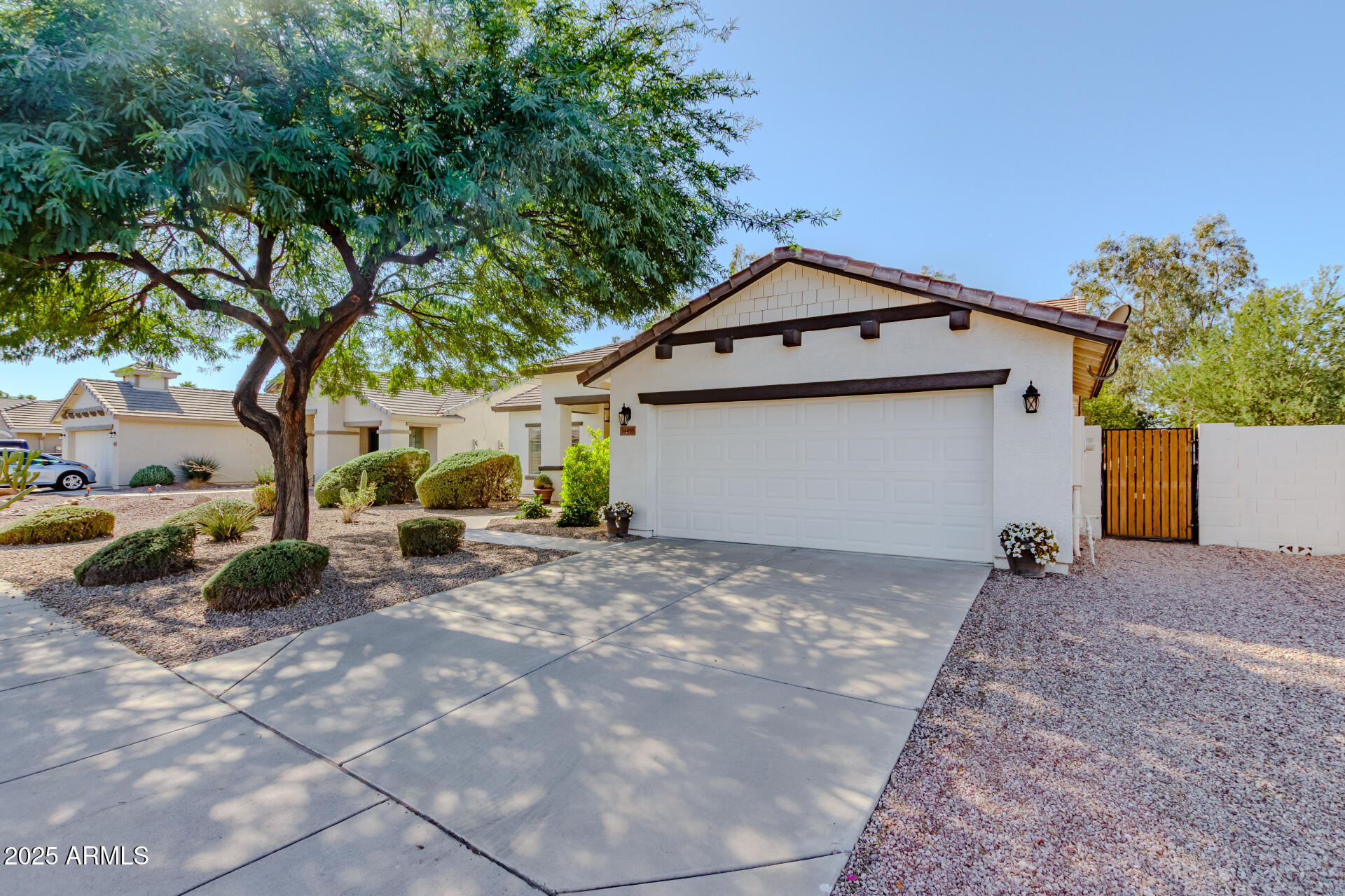 34498 N APPALOOSA Way