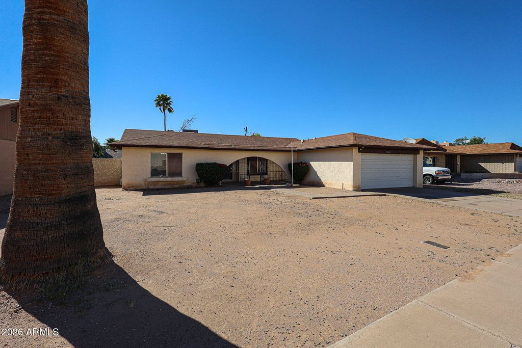 Photo of 15608 N 29th Avenue, Phoenix, AZ 85053 (MLS # 7002703)