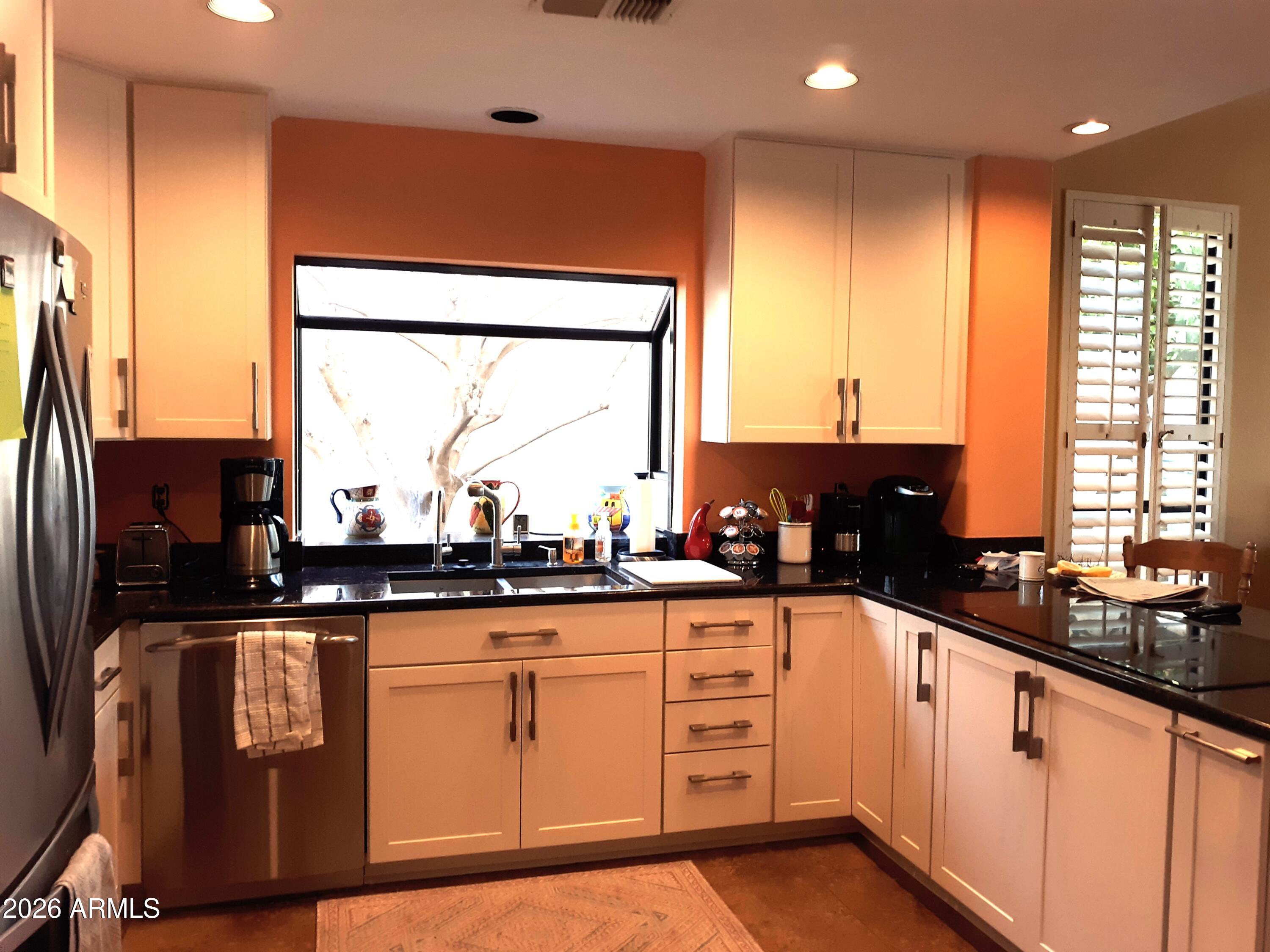 10537 E CEDAR WAXWING Drive