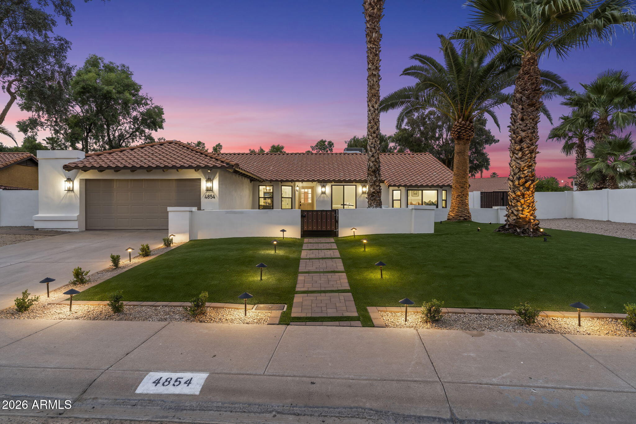 4854 E BLANCHE Drive